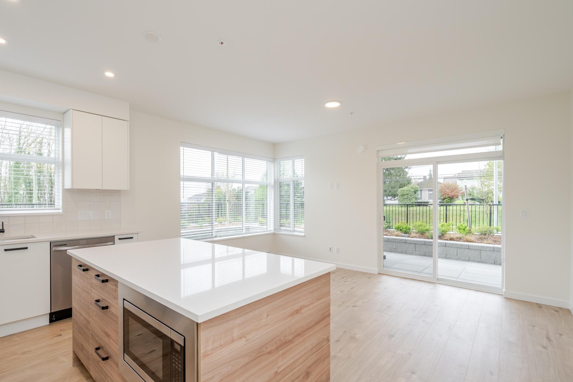 106 - 33920 Best Avenue, Mission, V2V 7A4 — photo 3