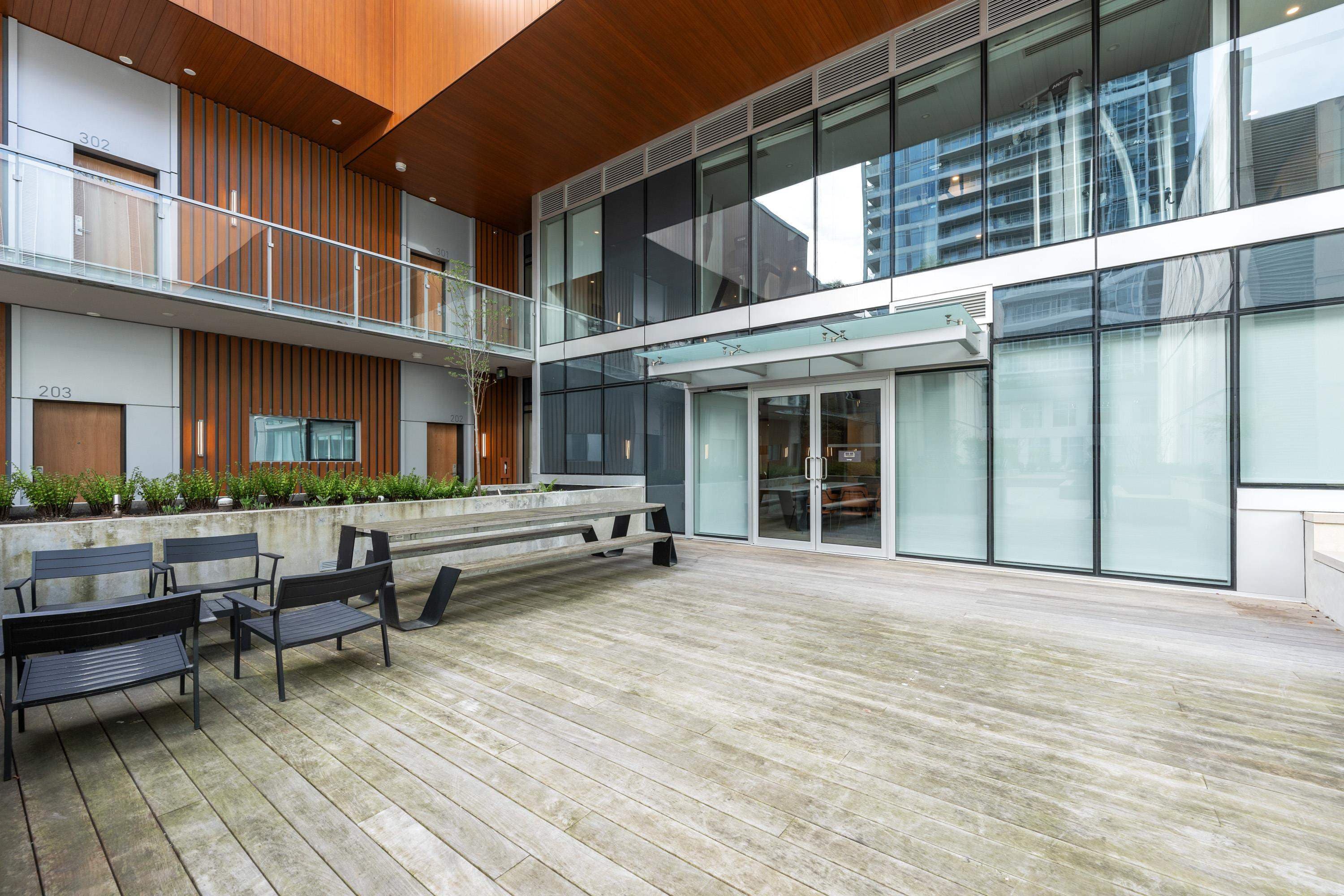 5001 - 6000 Mckay Avenue, Burnaby, V5H 0K2 — photo 5