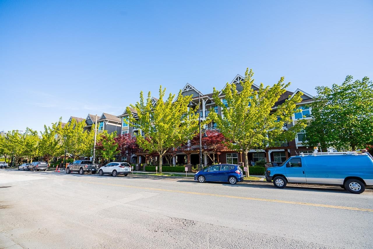 403 - 17712 57a Avenue, Surrey, V3S 1J1 — photo 3