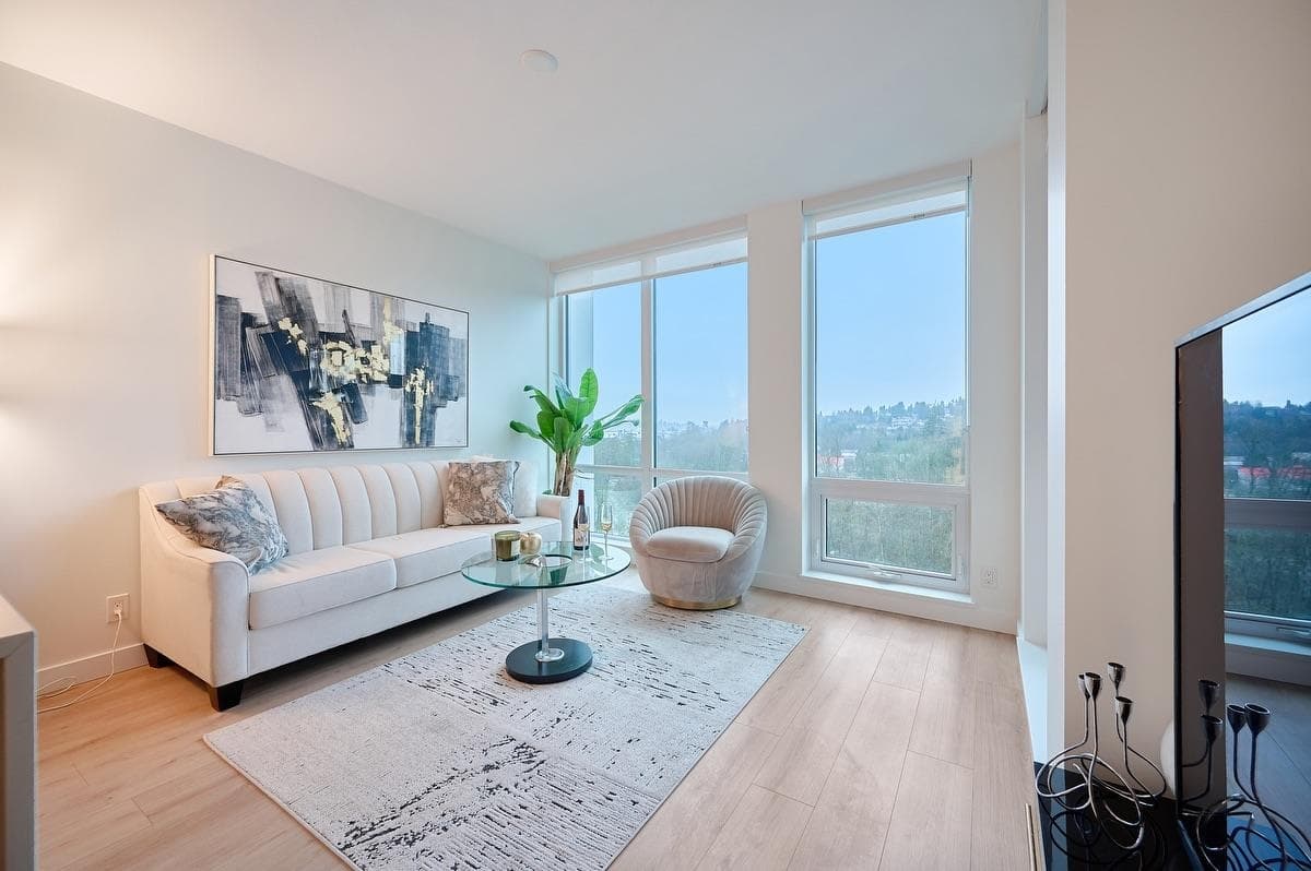 1308 - 1500 Fern Street, North Vancouver, V7J 0E6 — photo 2