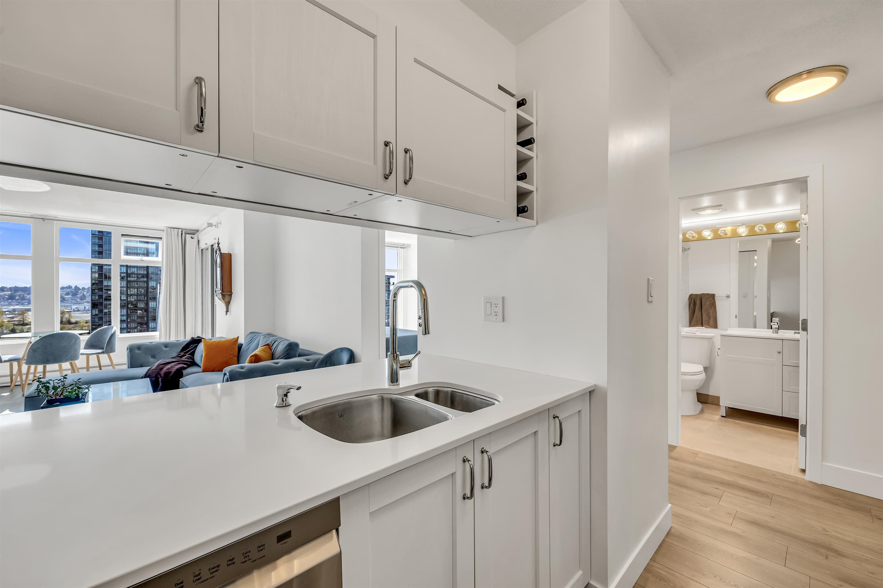 1006 - 720 Carnarvon Street, New Westminster, V3M 6S2 — photo 5