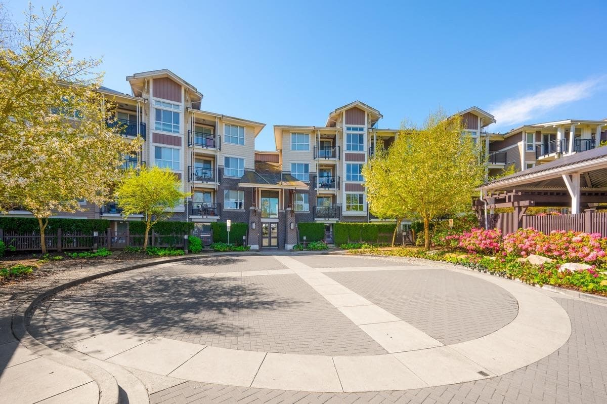 126 - 5788 Sidley Street, Burnaby, V5J 0E4 — photo 1