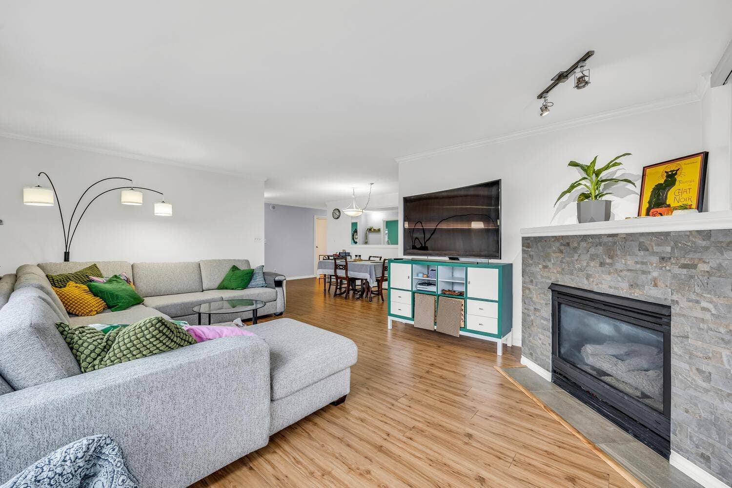 606 - 98 Tenth Street, New Westminster, V3M 6L8 — photo 3