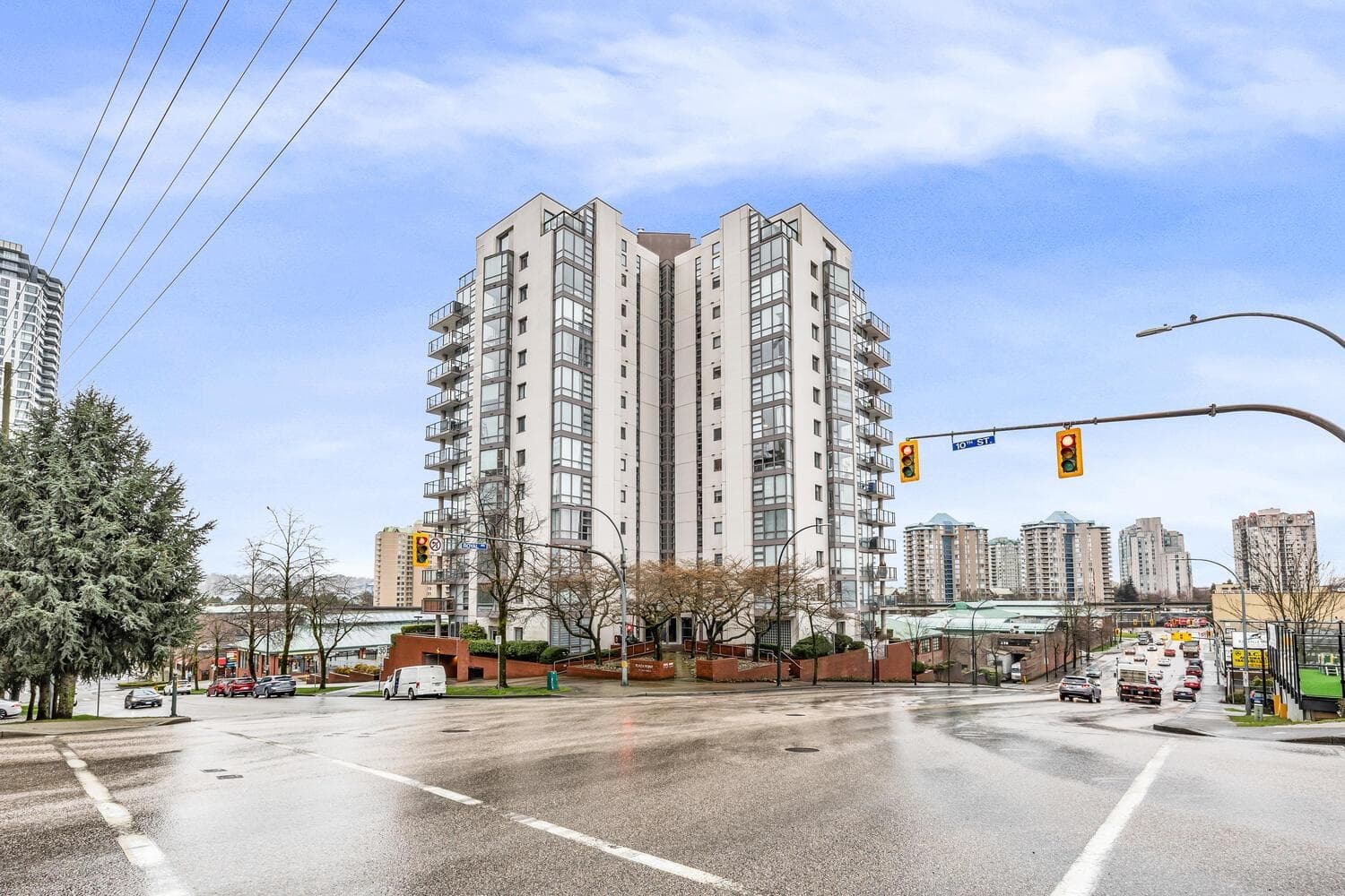 606 - 98 Tenth Street, New Westminster, V3M 6L8 — photo 1