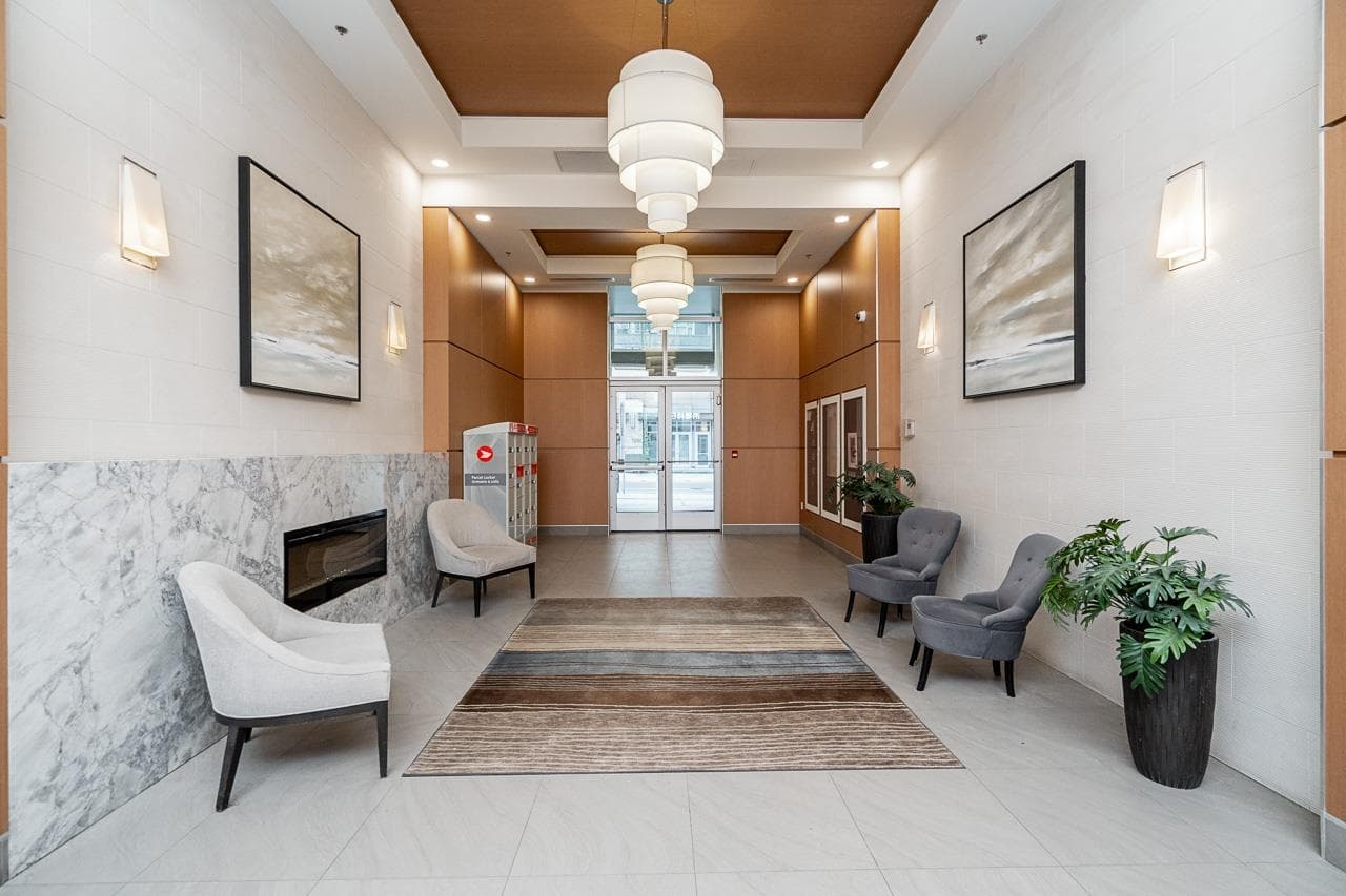 2608 - 3007 Glen Drive, Coquitlam, V3B 0L8 — photo 3