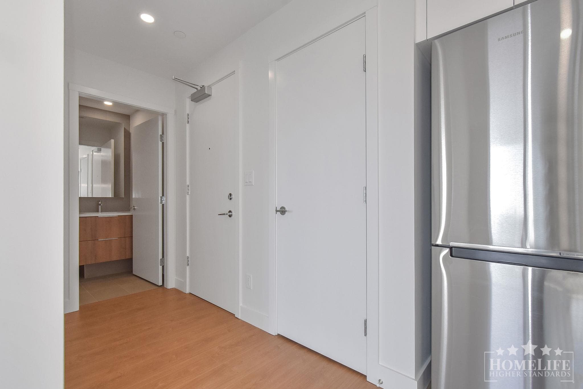 2406 - 13387 Old Yale Road, Surrey, V3T 0S4 — photo 3