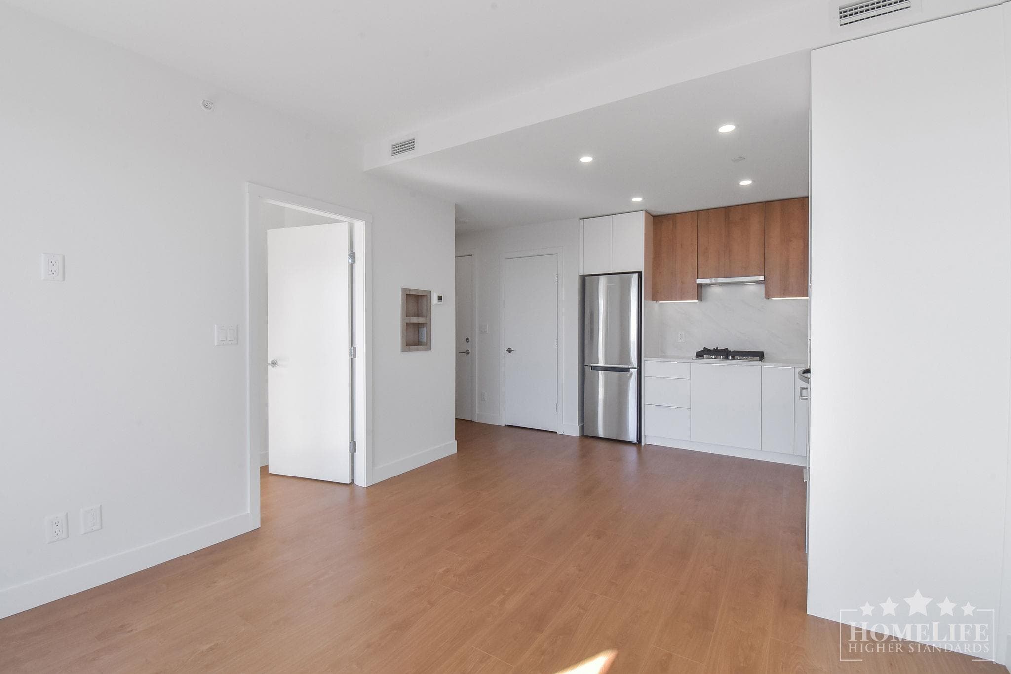 2406 - 13387 Old Yale Road, Surrey, V3T 0S4 — photo 4