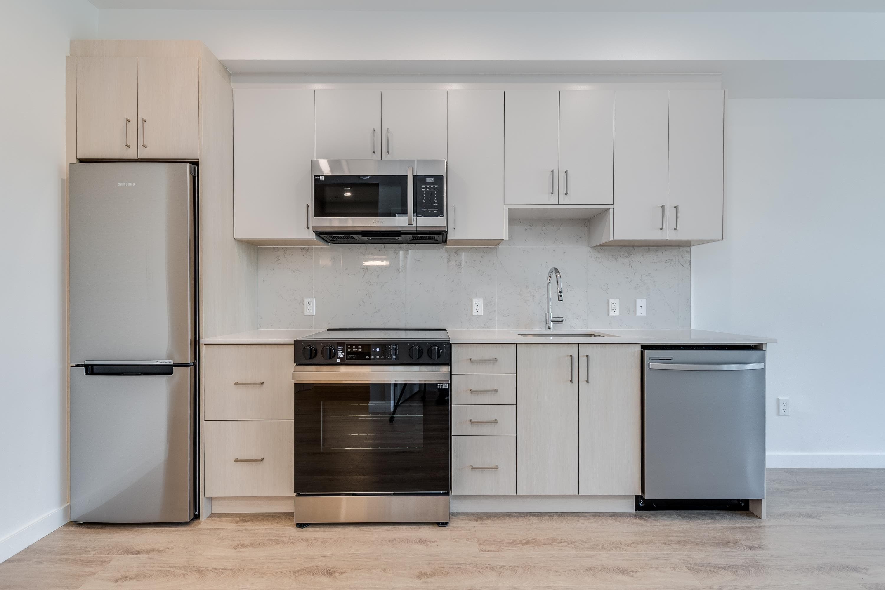 E416 - 13858 108 Avenue, Surrey, V3T 0T8 — photo 5
