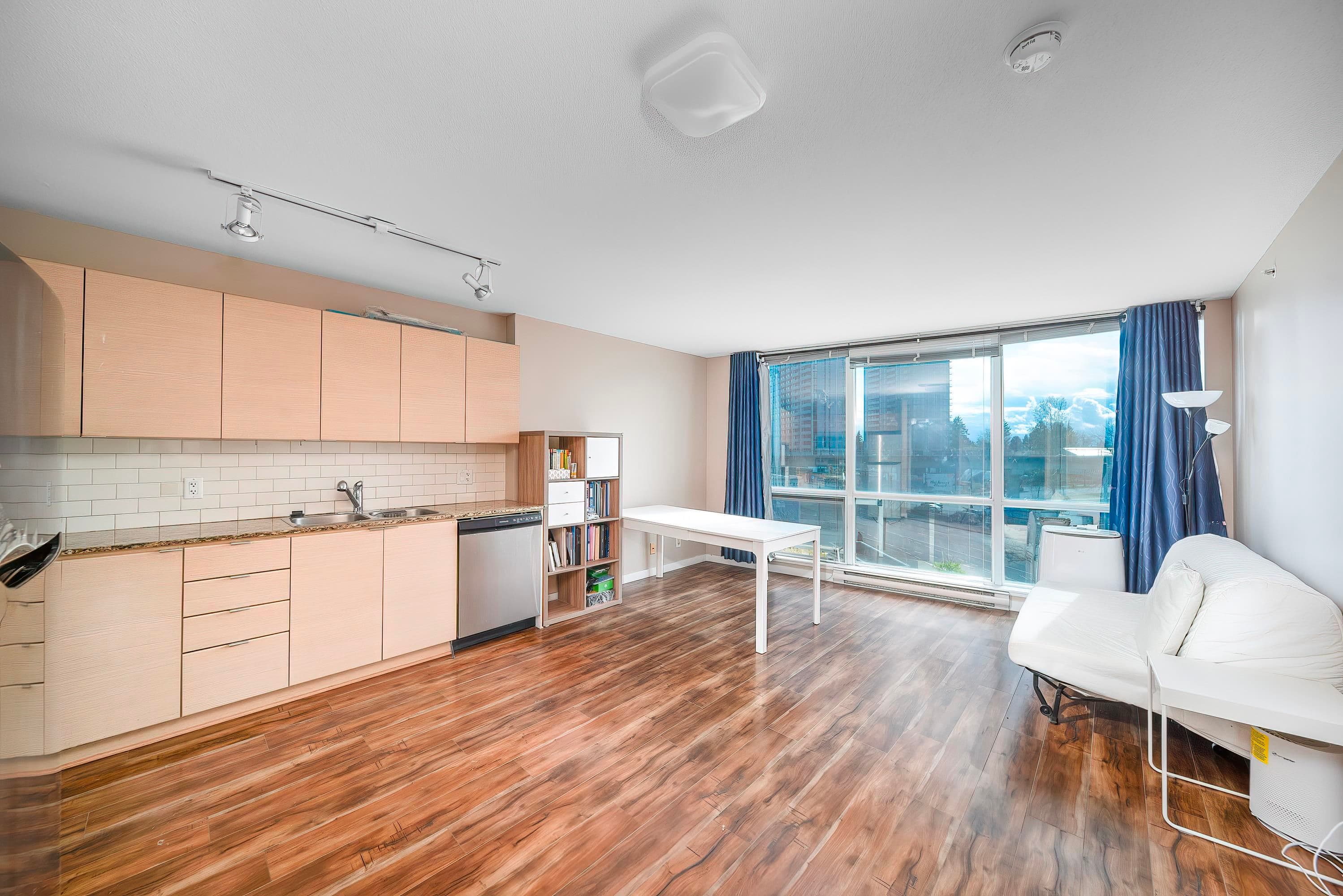 410 - 13618 100 Avenue, Surrey, V3T 0A8 — photo 5