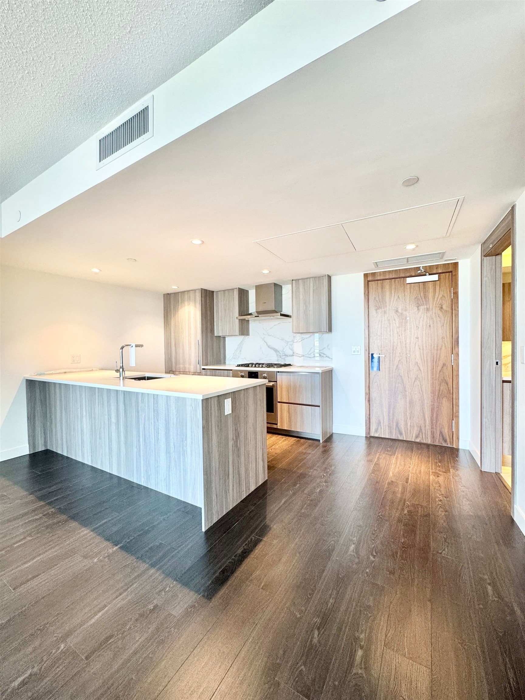 1295 - 8671 Hazelbridge Way, Richmond, V6X 0W9 — photo 2