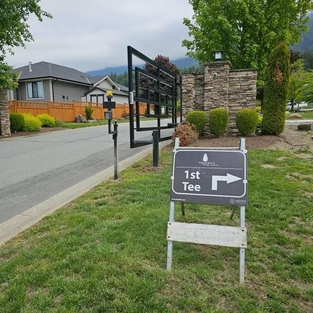 110 - 51075 Falls Court, Chilliwack, V4Z 1K7 — photo 2