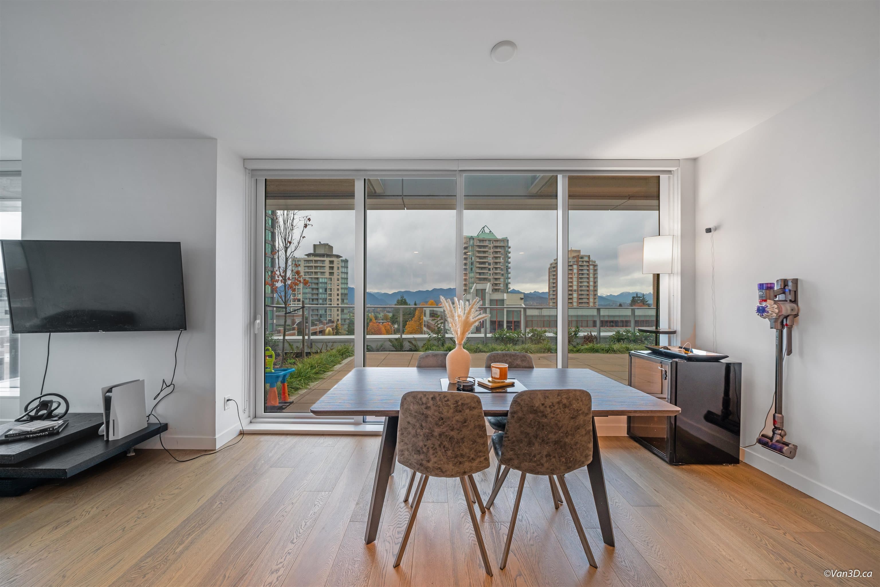 406 - 6000 Mckay Avenue, Burnaby, V5H 0K2 — photo 4