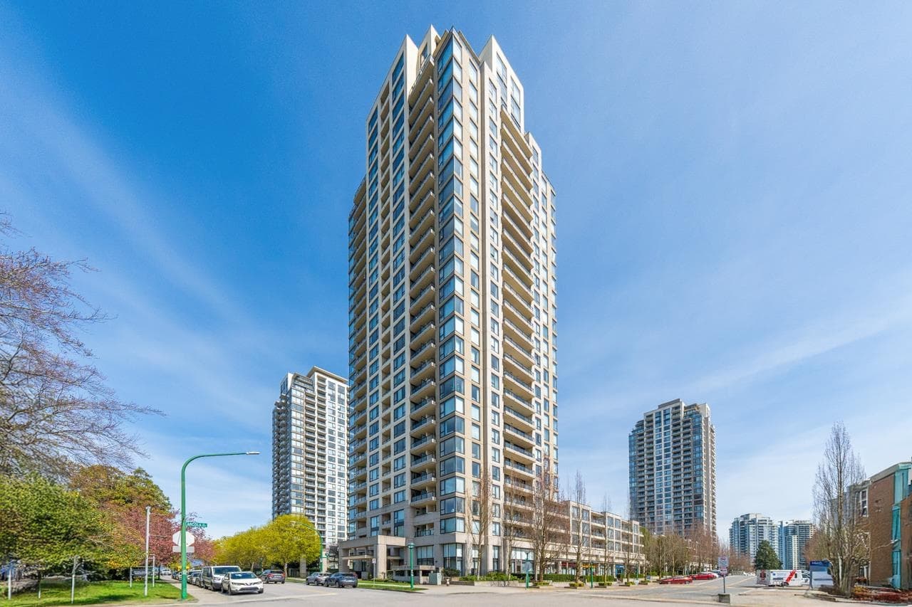 802 - 7088 Salisbury Avenue, Burnaby, V5E 0A4 — photo 1
