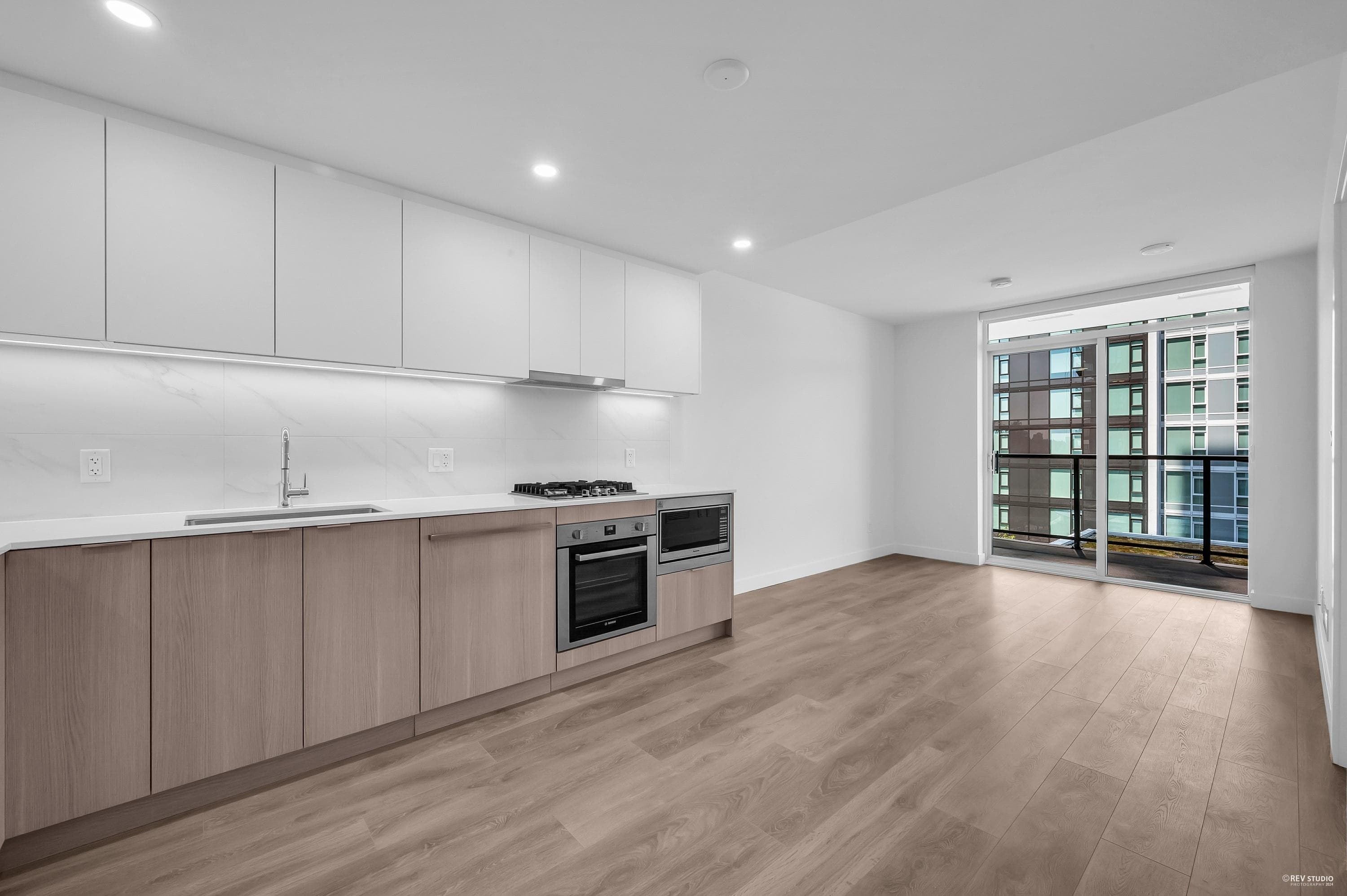 906 - 308 Alderson Avenue, Coquitlam, V3K 3V8 — photo 4