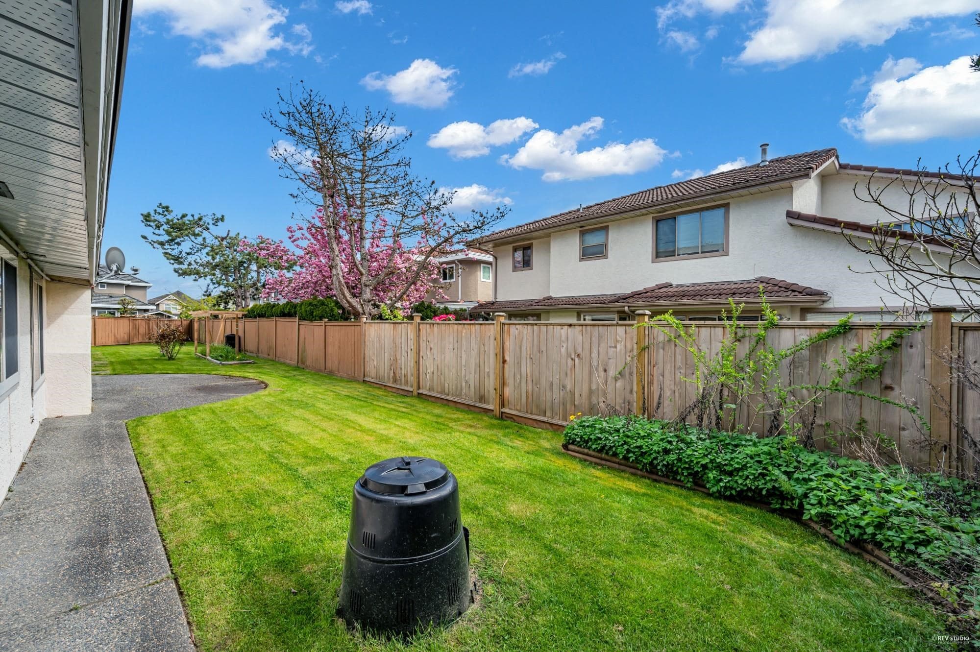 9280 Jaskow Place, Richmond, V7E 5S4 — photo 2