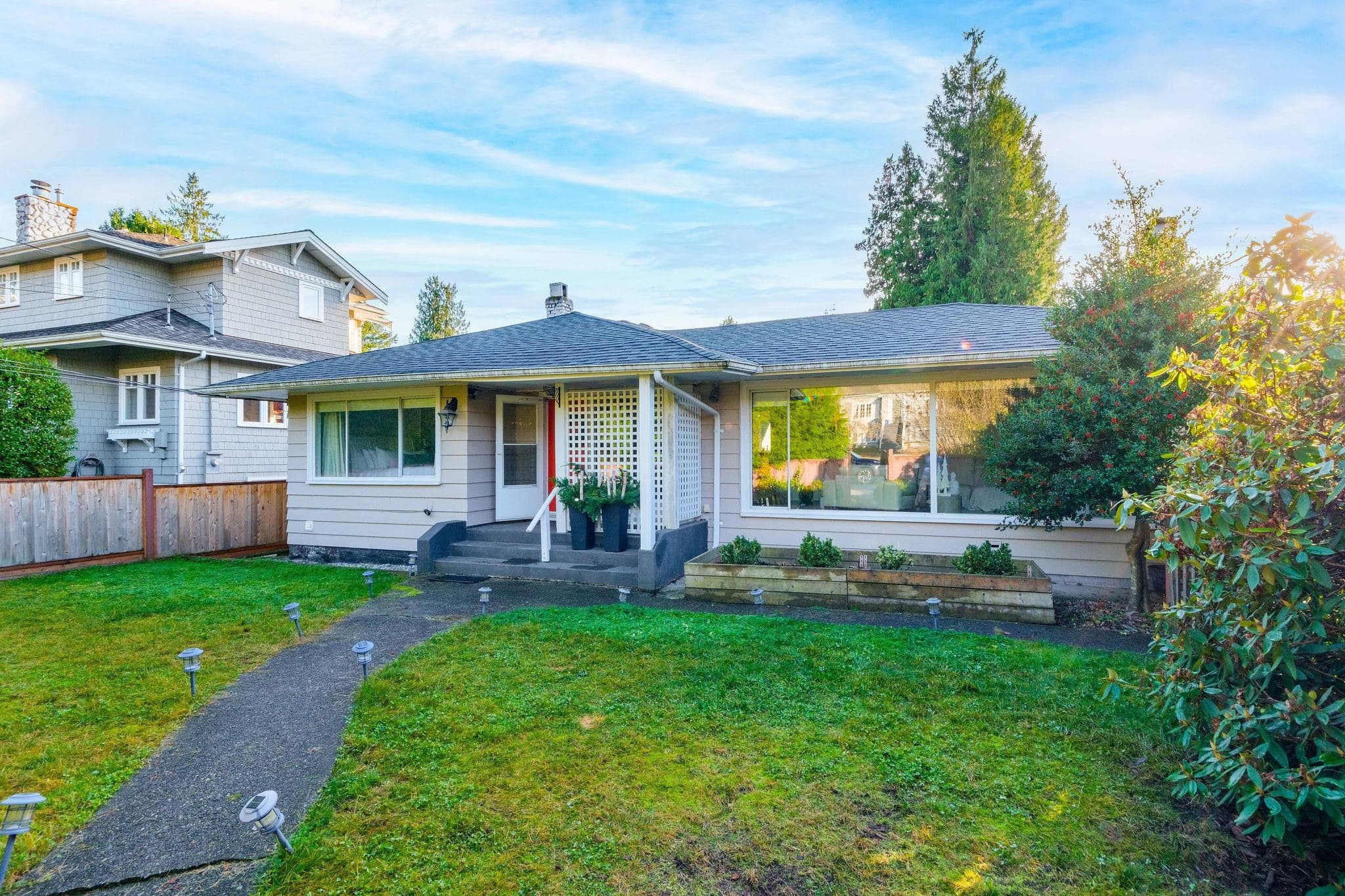 2250 Haywood Avenue, West Vancouver, V7V 1X5 — photo 2