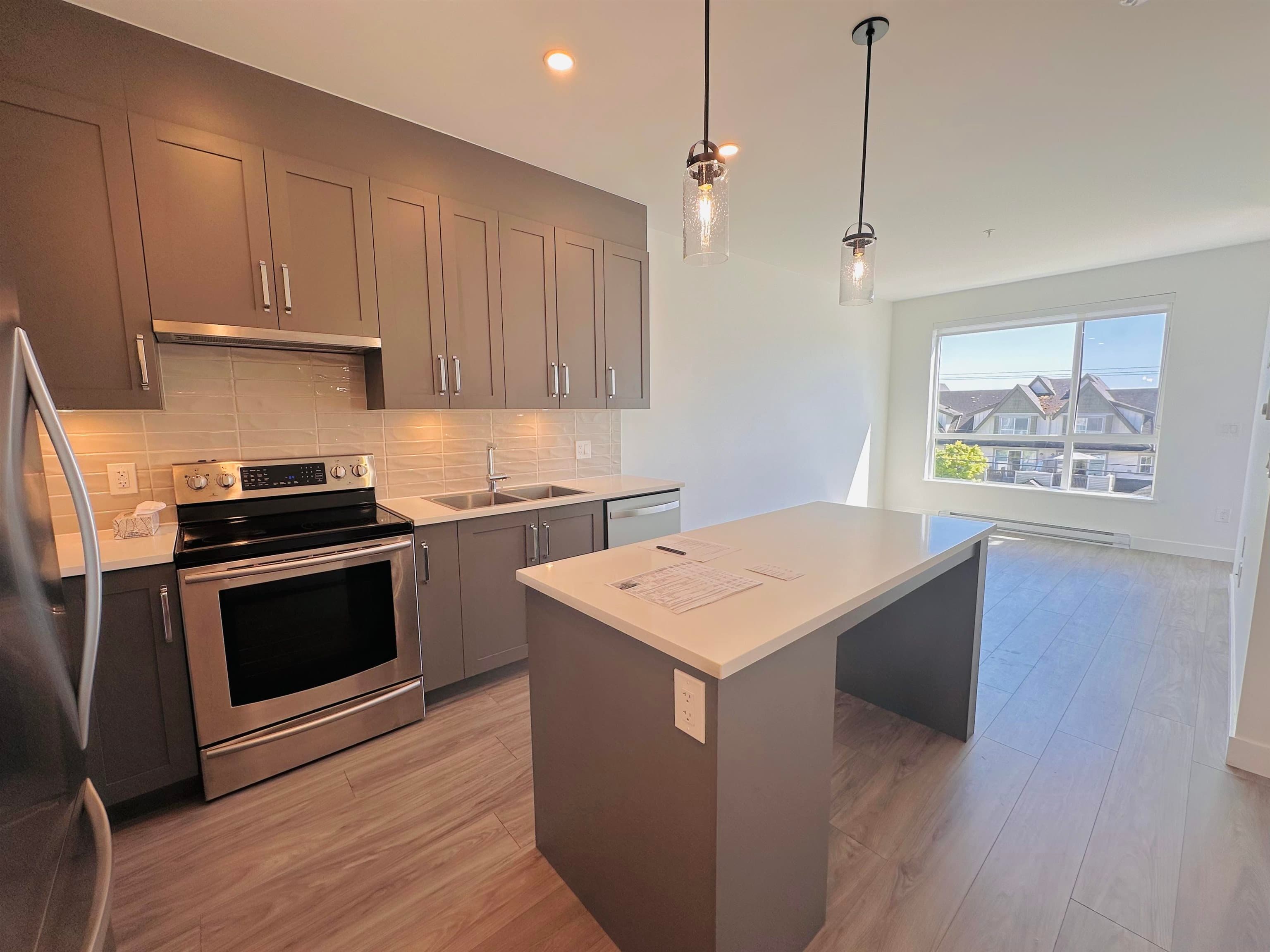 312 - 18811 72 Avenue, Surrey, V4N 6W7 — photo 2