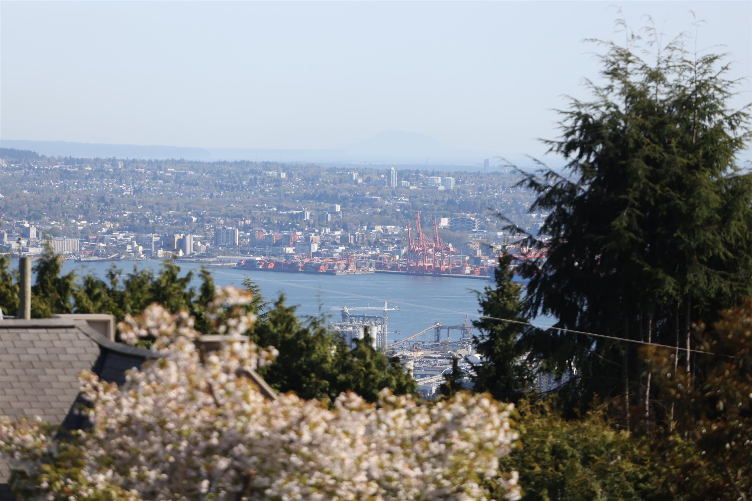 1109 Hillside Road, West Vancouver, V7S 2G3 — photo 4