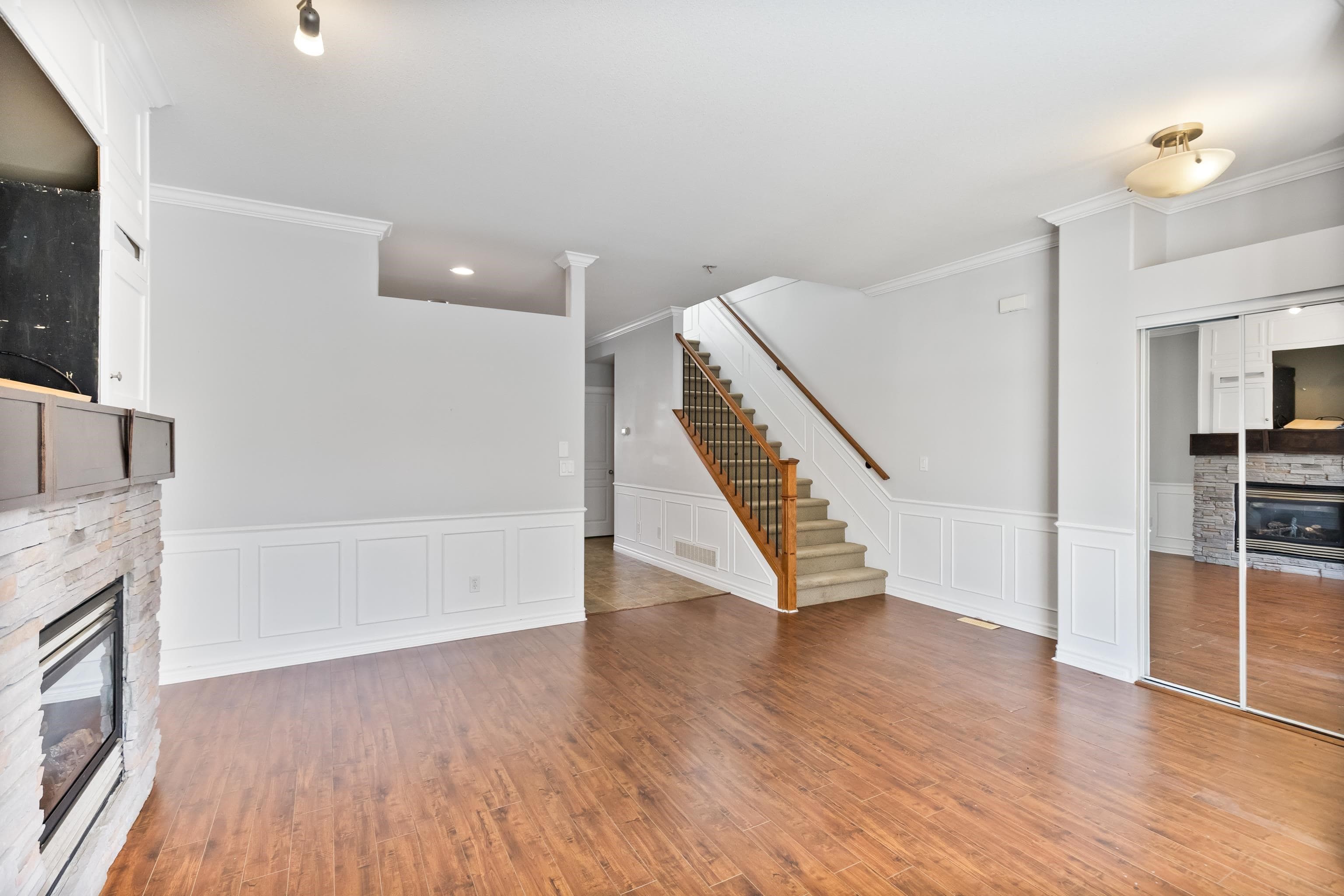 24361 102a Avenue, Maple Ridge, V2W 2E3 — photo 5
