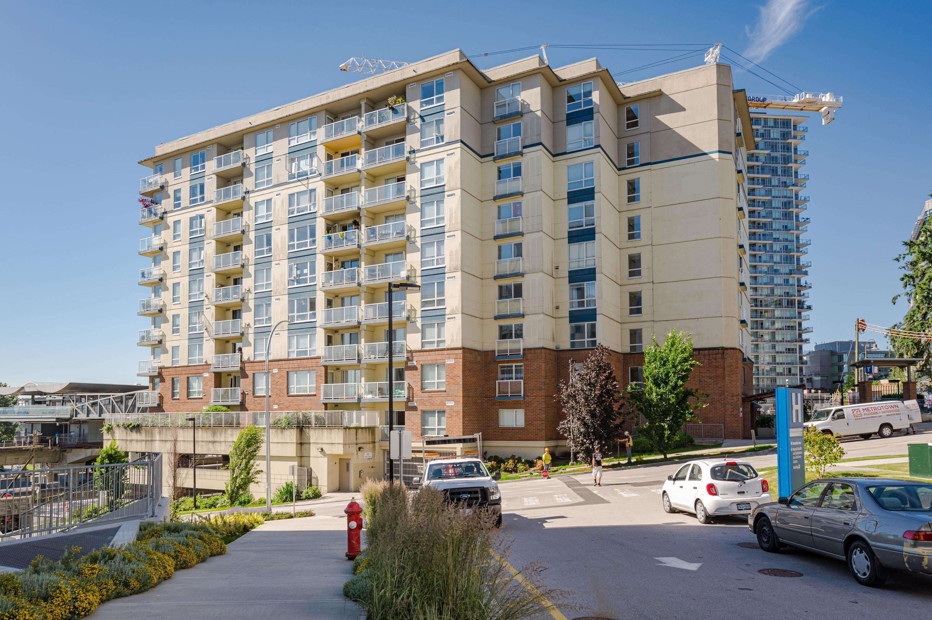 200 Keary Street, New Westminster, V3L 0A6 — photo 1