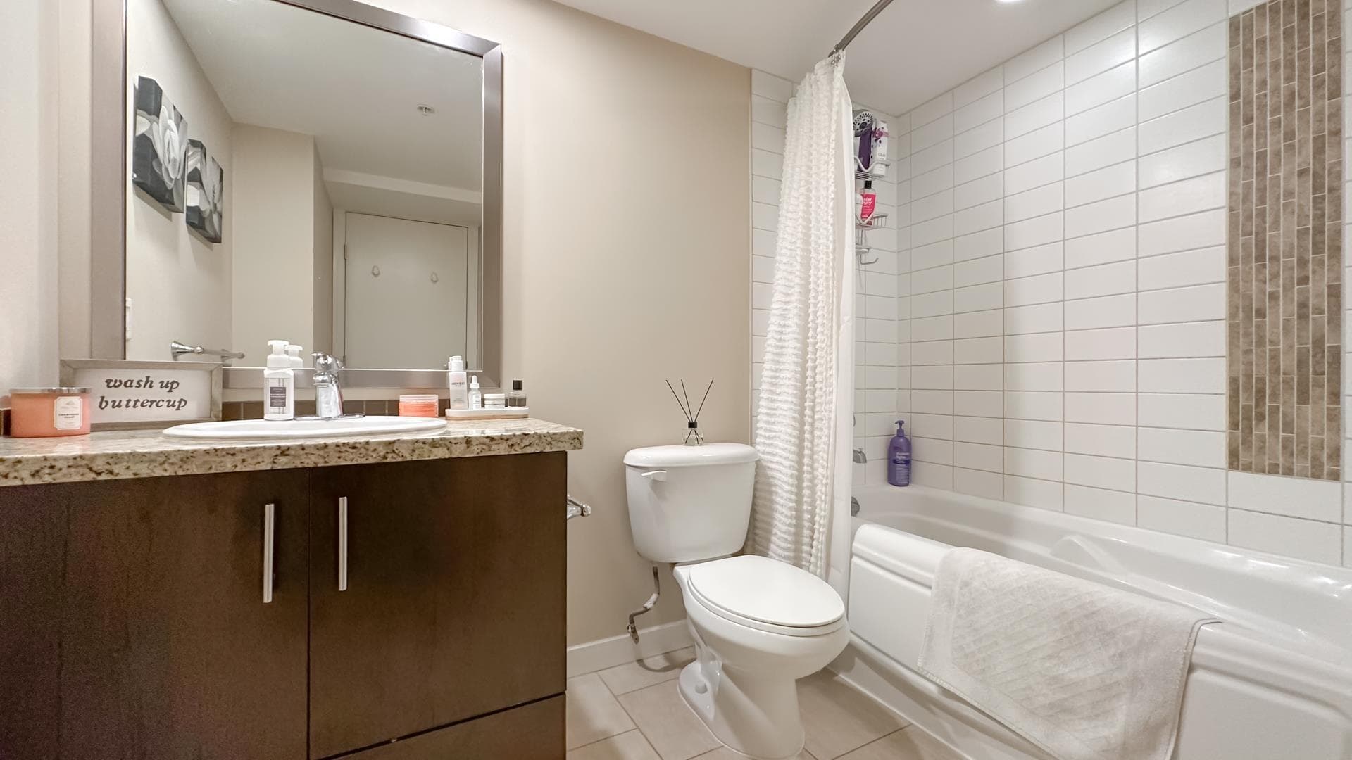 200 Keary Street, New Westminster, V3L 0A6 — photo 5