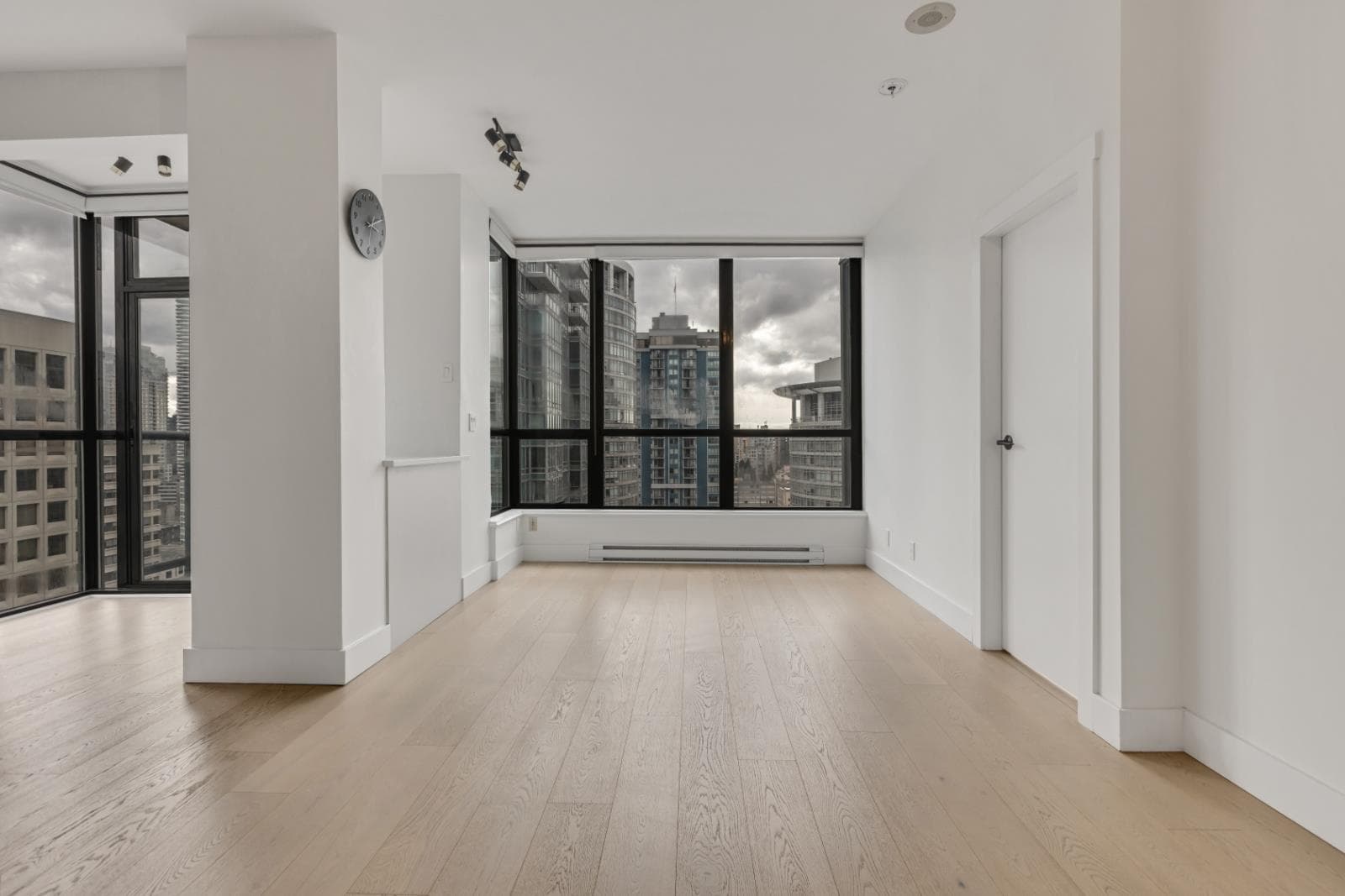 2402 - 1239 W Georgia Street, Vancouver, V6E 4R8 — photo 5