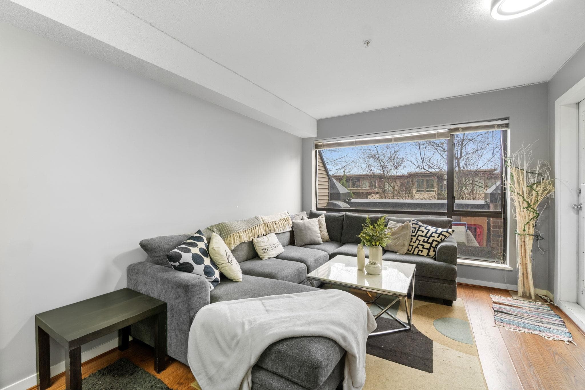 208 - 10866 City Parkway, Surrey, V3T 5W9 — photo 3