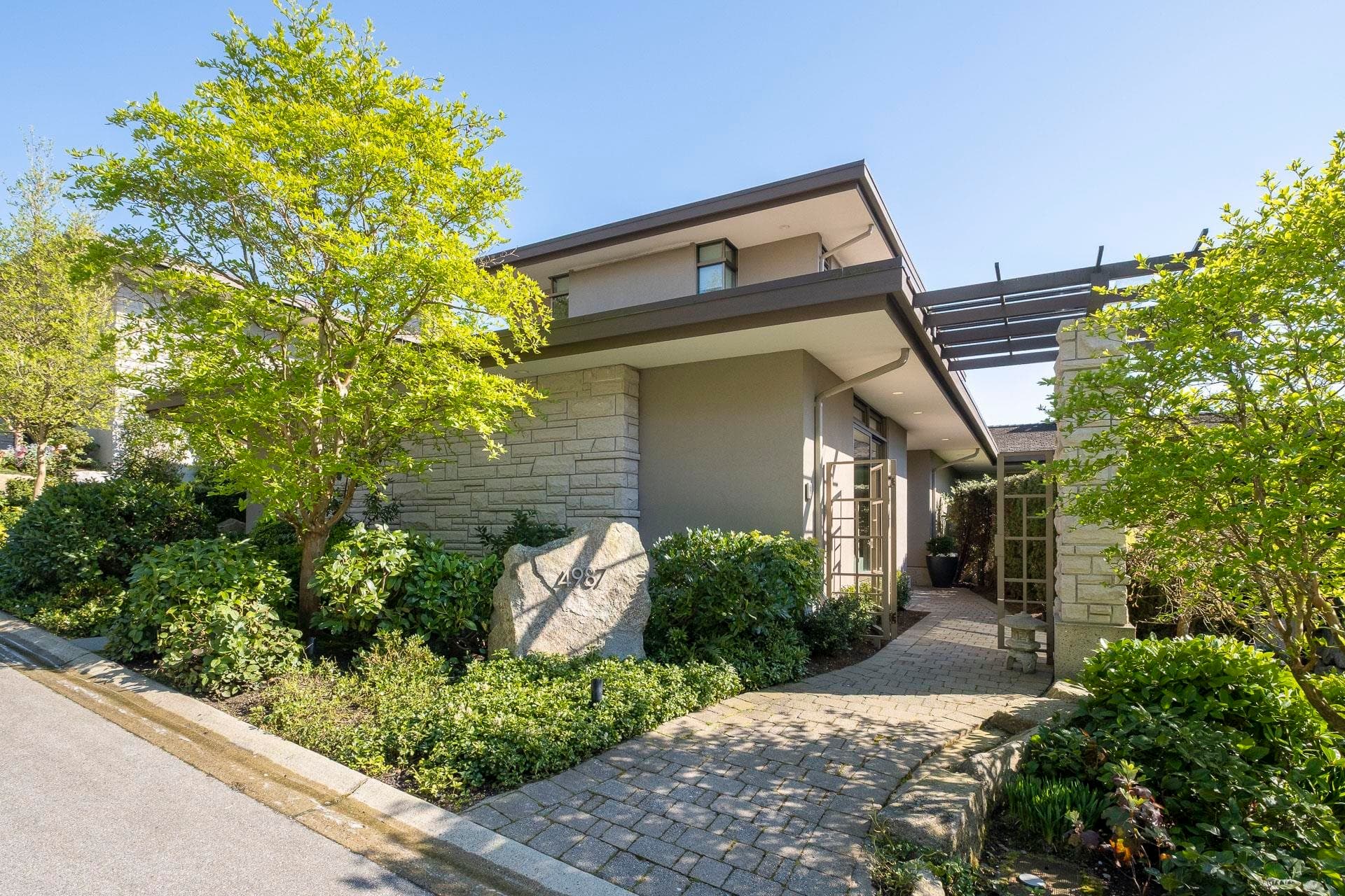 4987 Meadfeild Wynd, West Vancouver