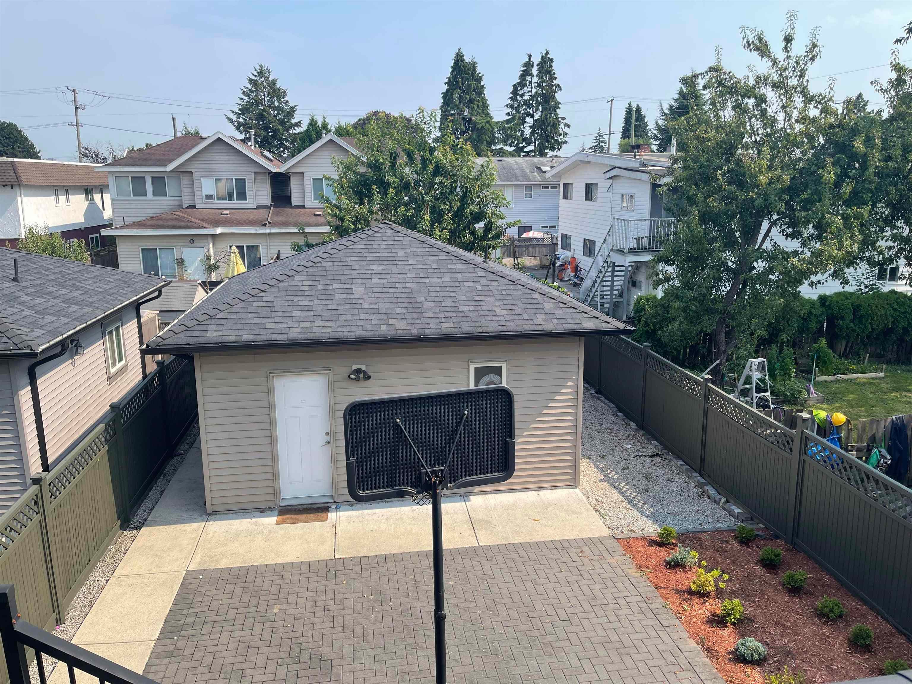 7348 11th Avenue, Burnaby, V3N 2N1 — photo 5