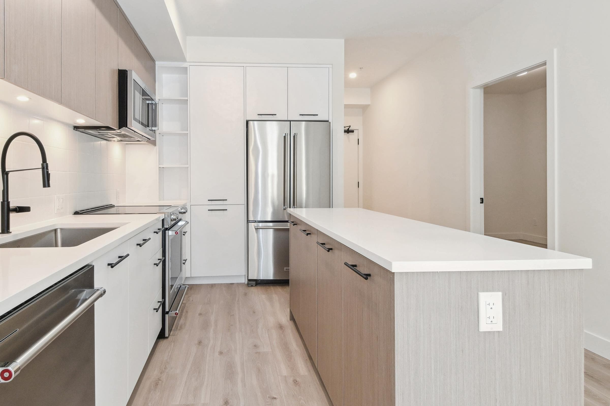 134 - 2635 King George Boulevard, Surrey, V4P 0H7 — photo 5
