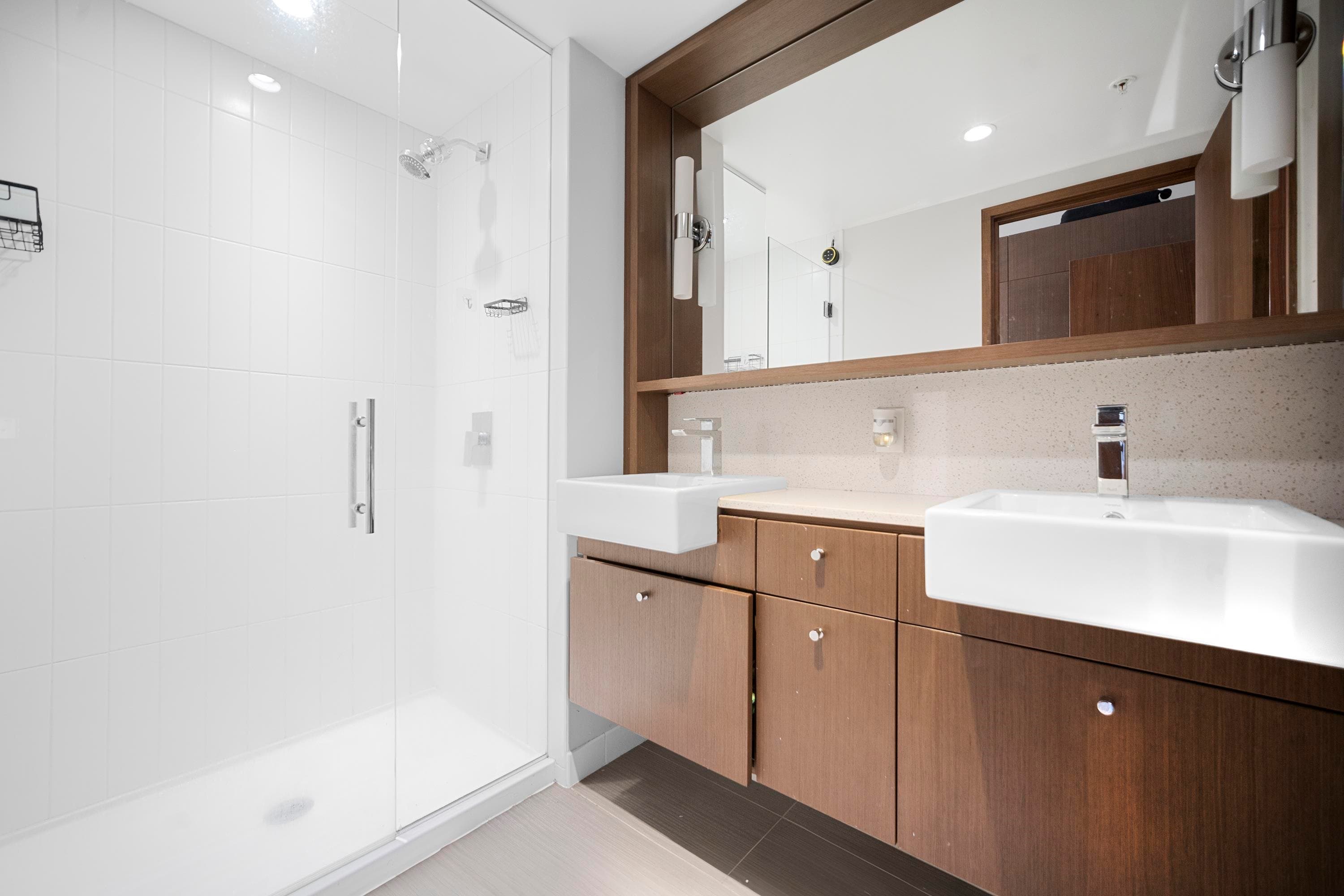 2308 - 13495 Central Avenue, Surrey, V3T 0K2 — photo 4