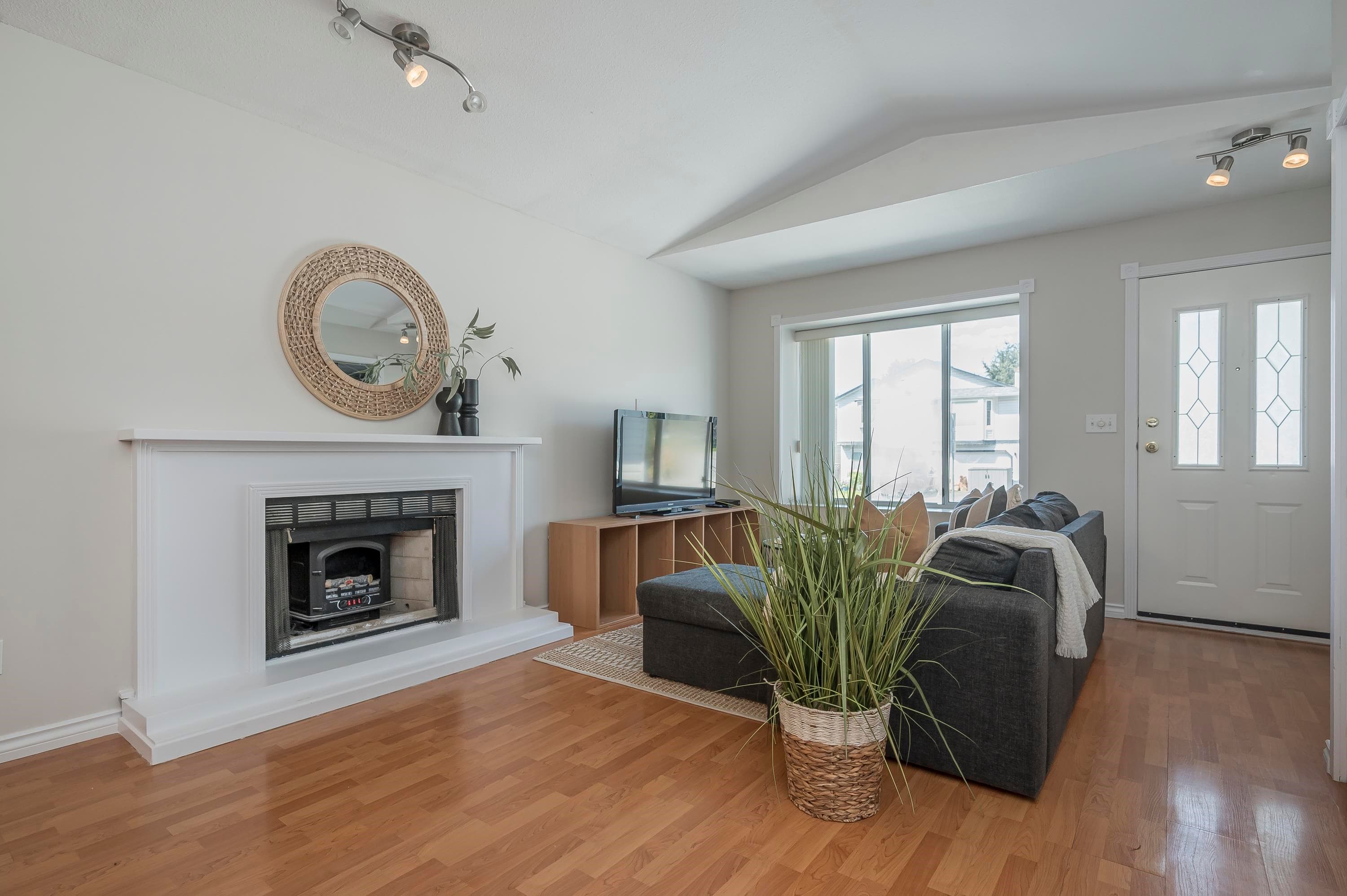 20294 116b Avenue, Maple Ridge, V2X 0C9 — photo 4