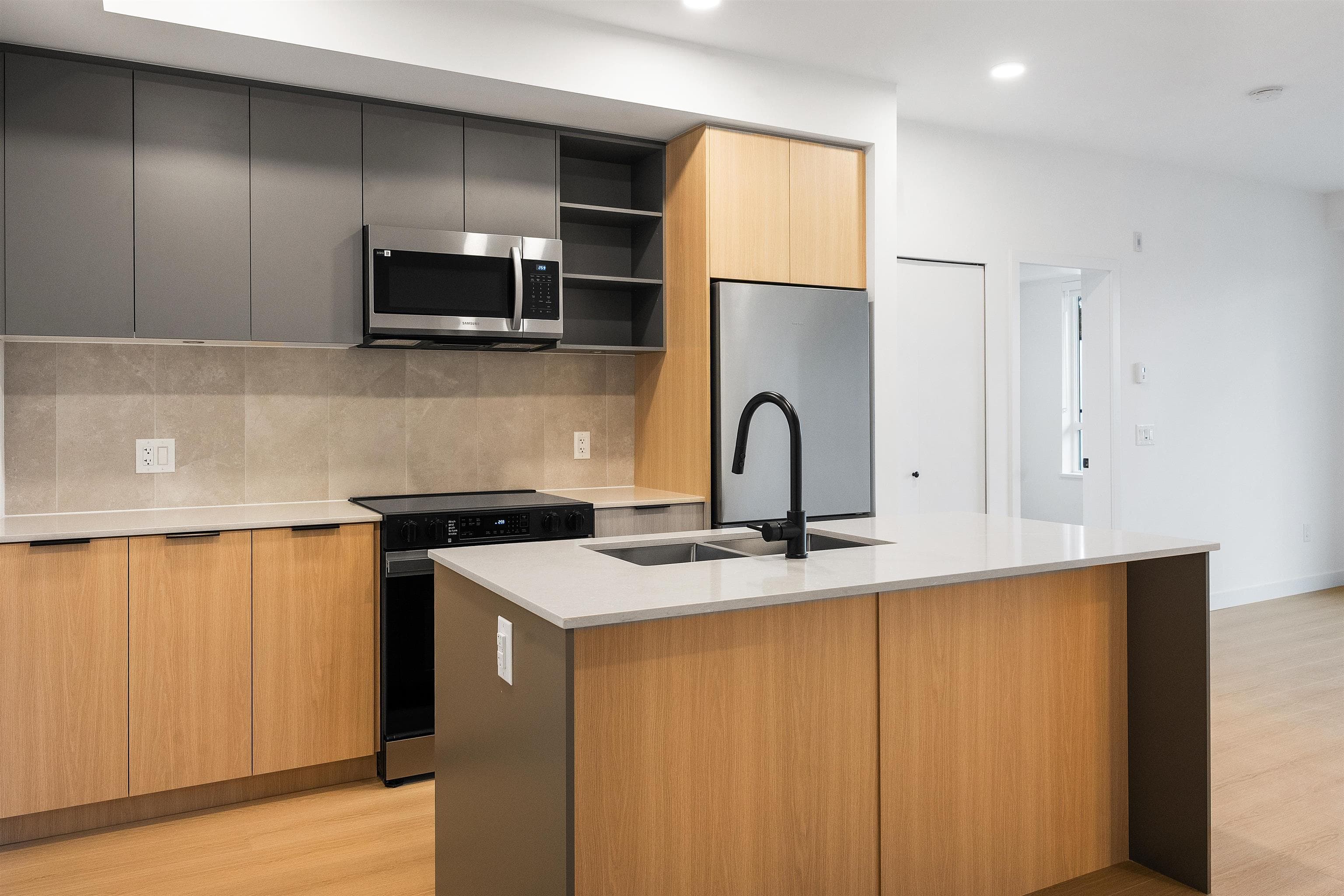 620 - 9456 134 Street, Surrey, V3V 0G8 — photo 5