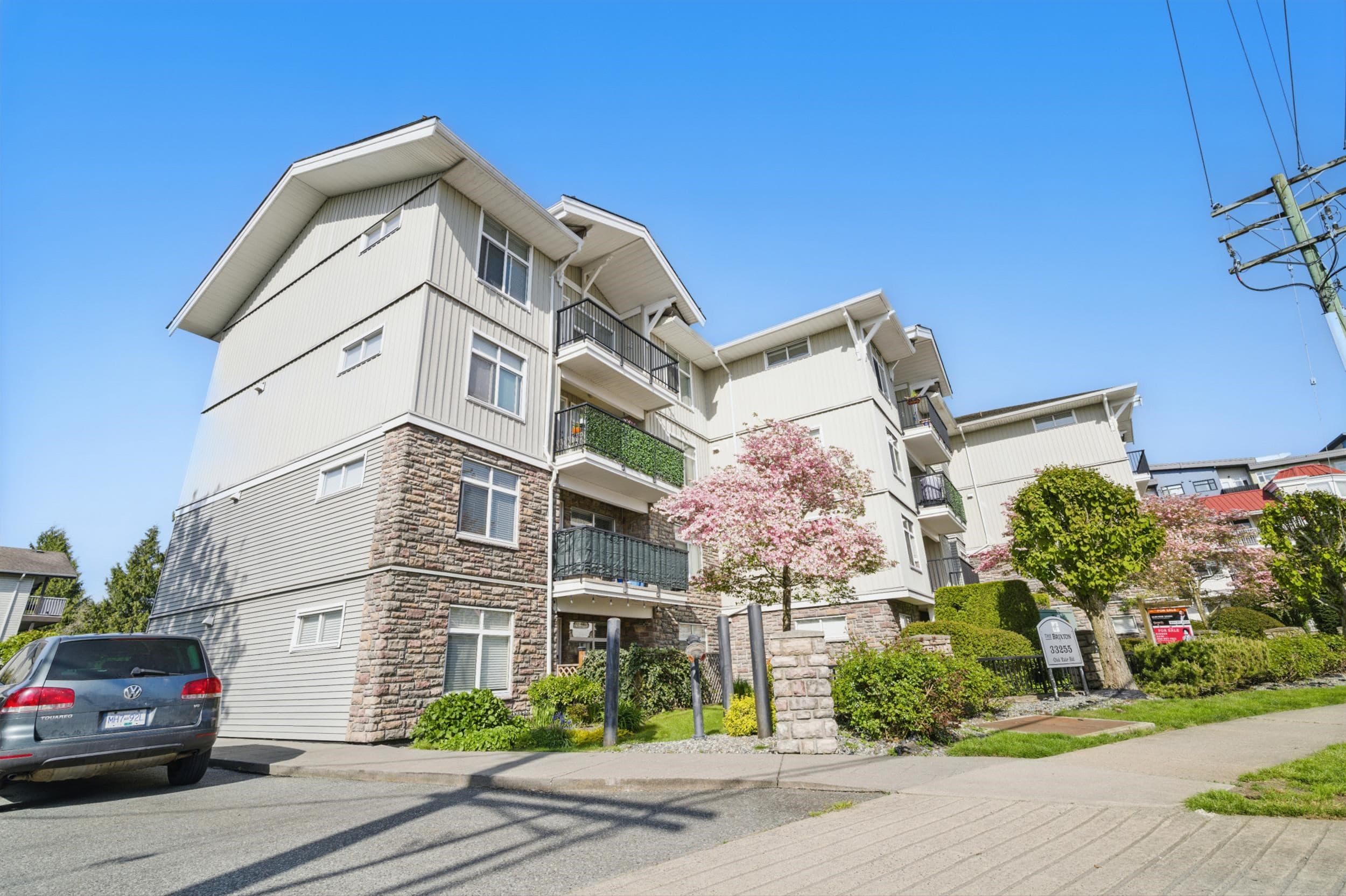 206 - 33255 Old Yale Road, Abbotsford, V2S 8R2 — photo 1