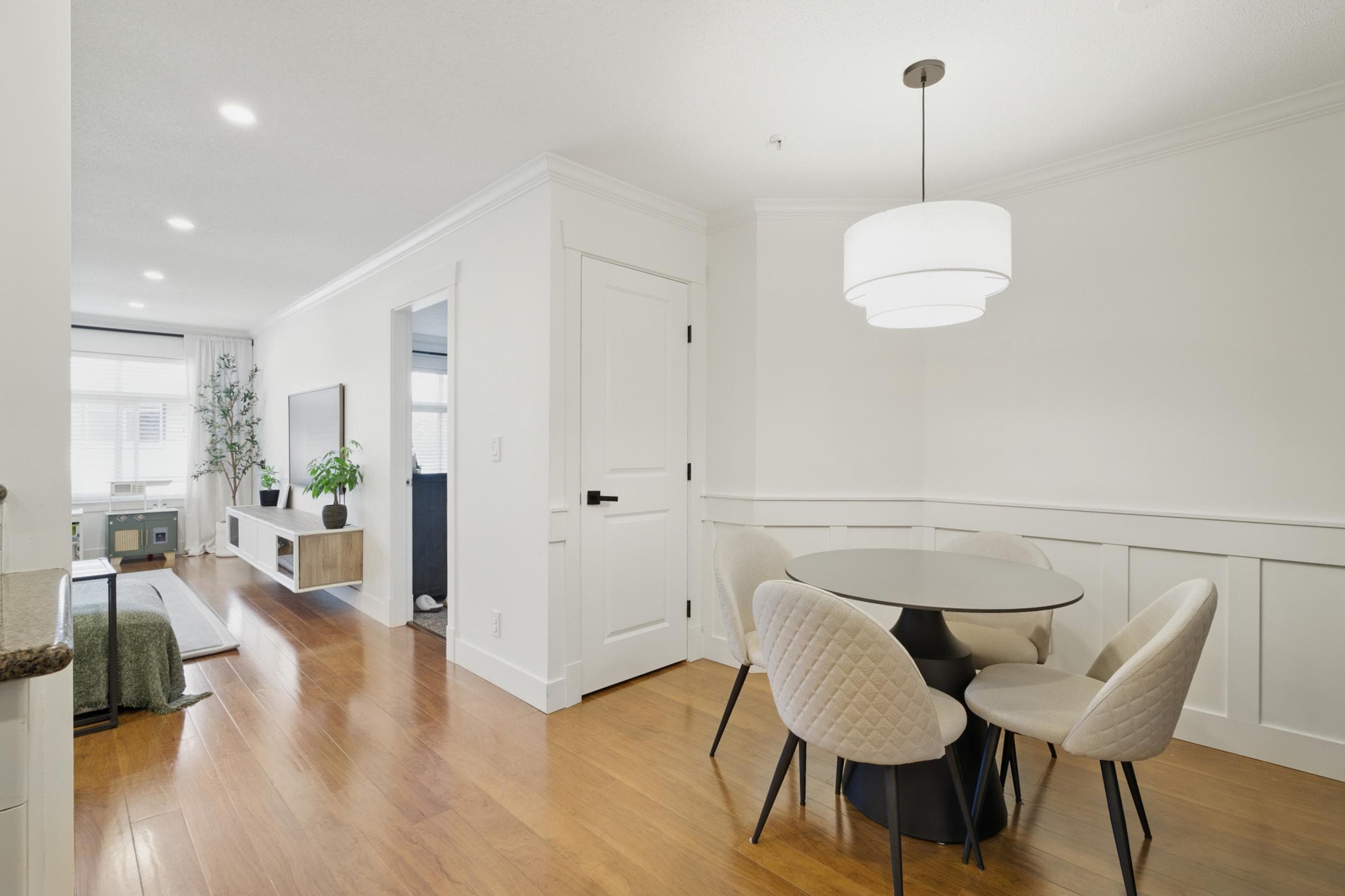 206 - 33255 Old Yale Road, Abbotsford, V2S 8R2 — photo 4