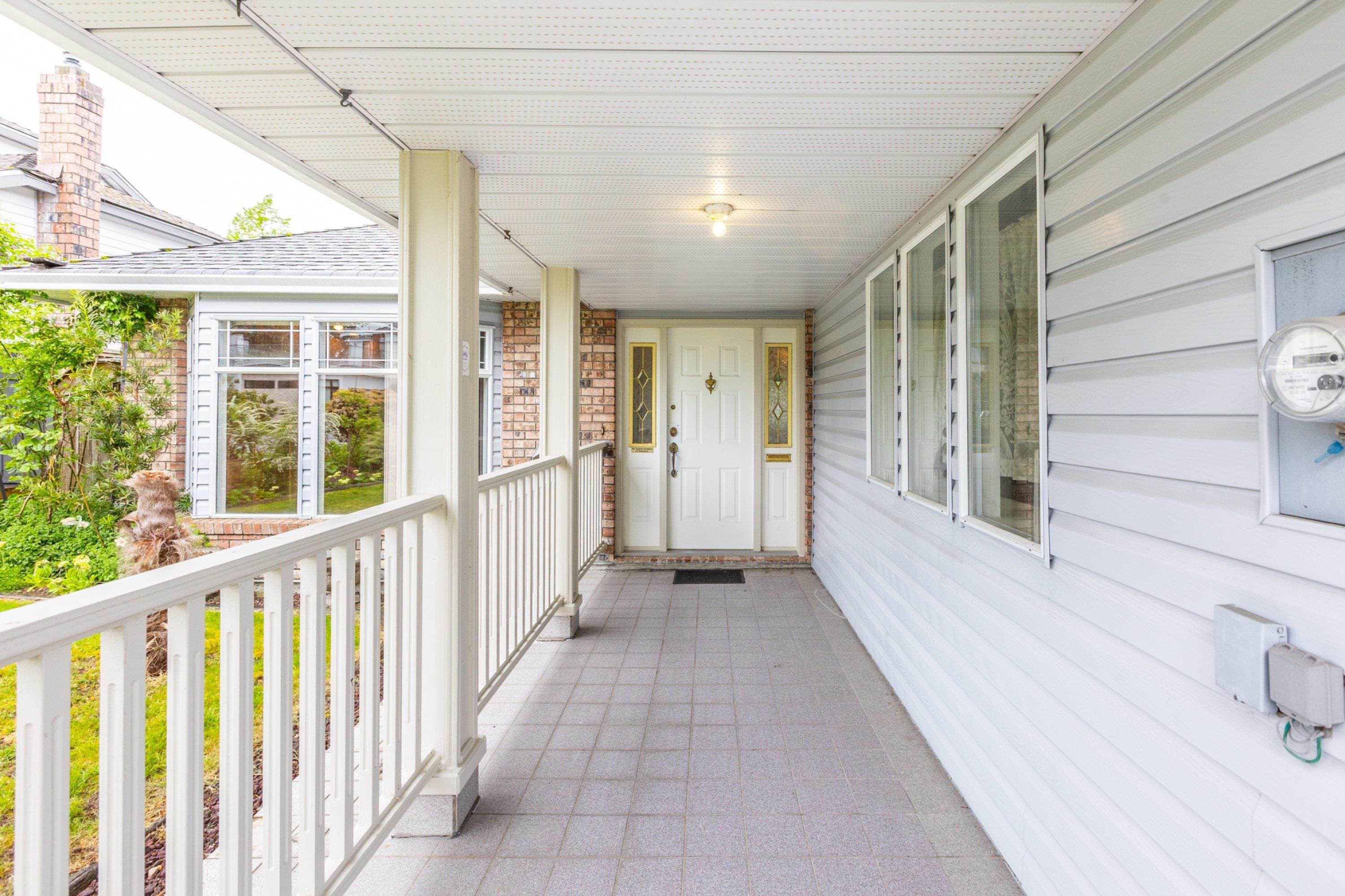 5979 135 Street, Surrey, V3X 1L2 — photo 3