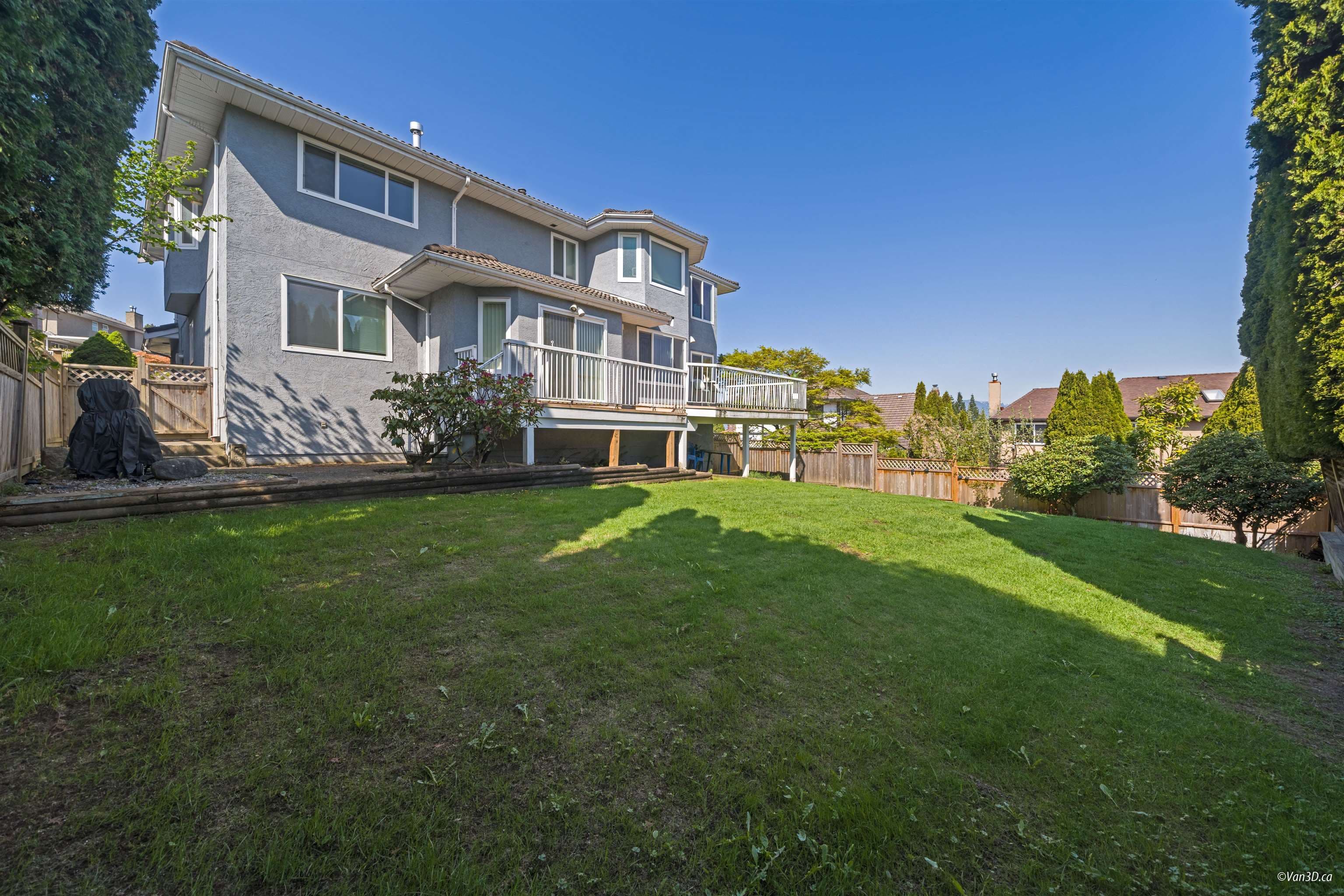 7970 Berkley Street, Burnaby, V5E 4G5 — photo 3