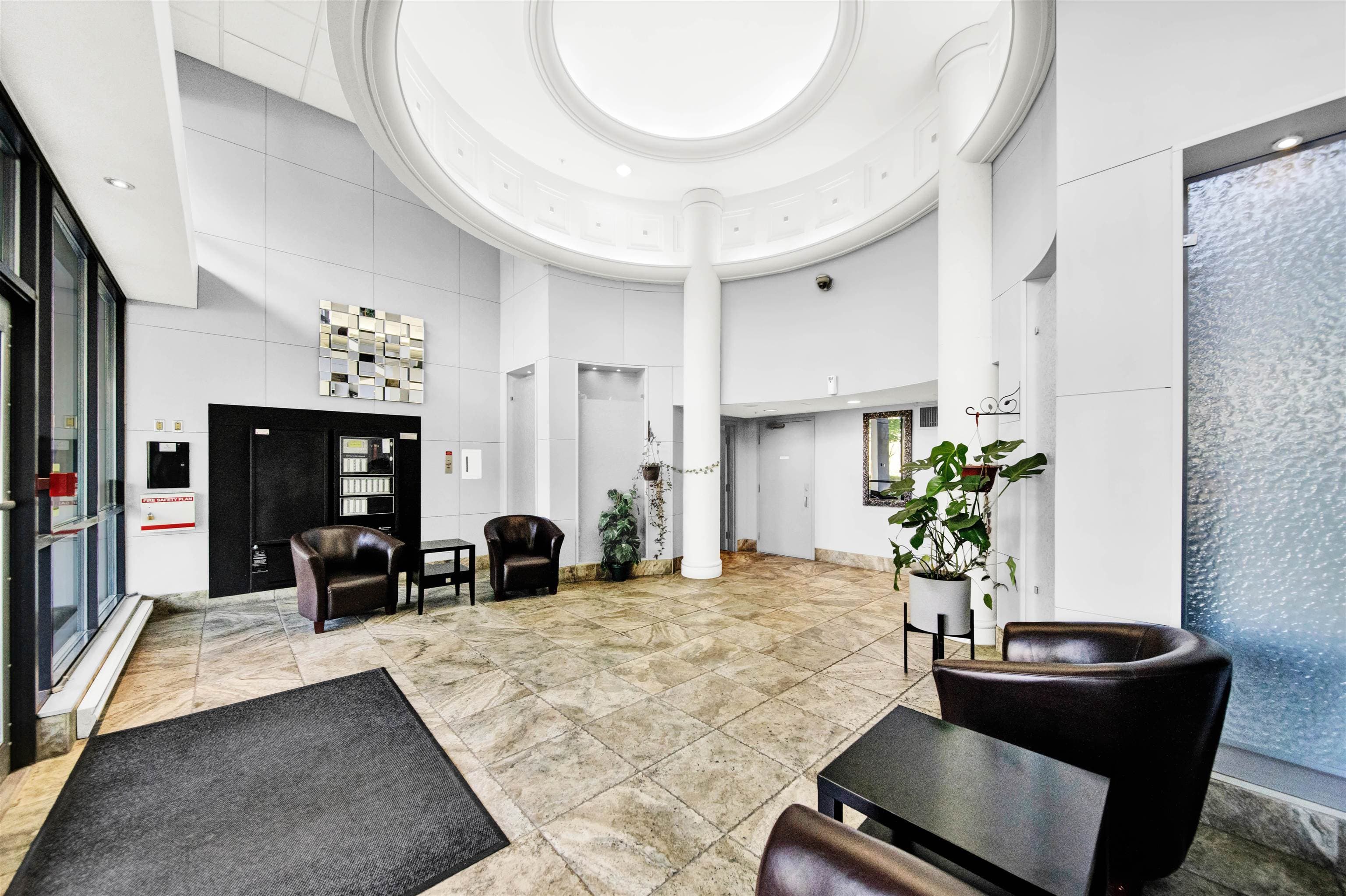 505 - 10899 University Drive, Surrey, V3T 5V2 — photo 4