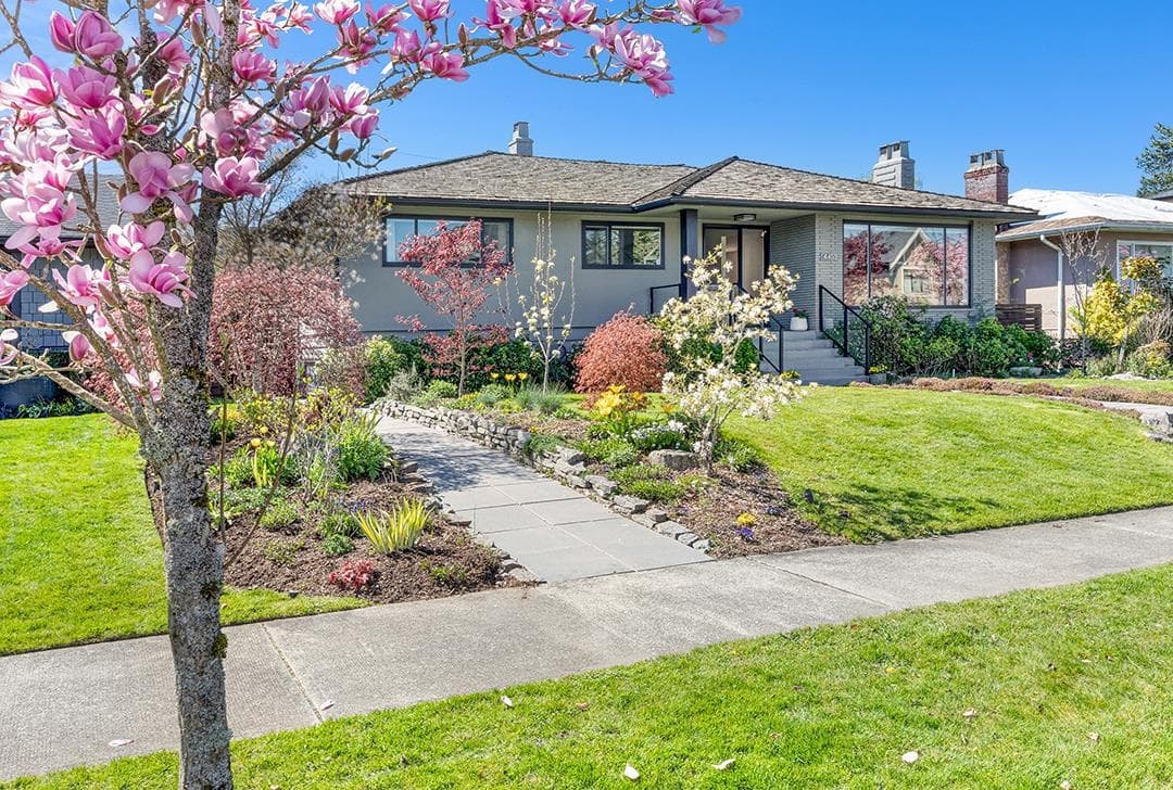4455 Brakenridge Street, Vancouver