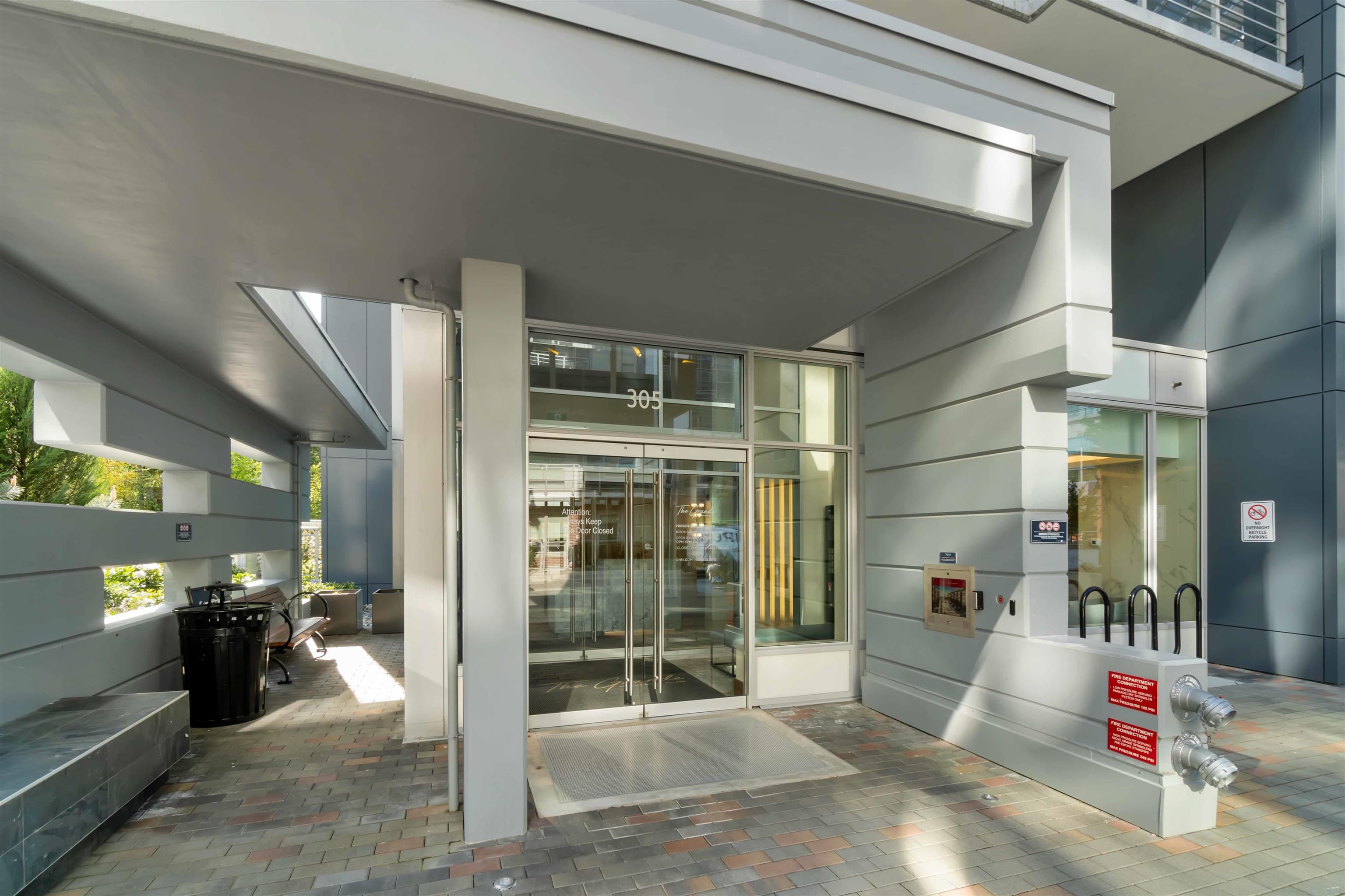 2005 - 305 Morrissey Road, Port Moody, V3H 0M3 — photo 4