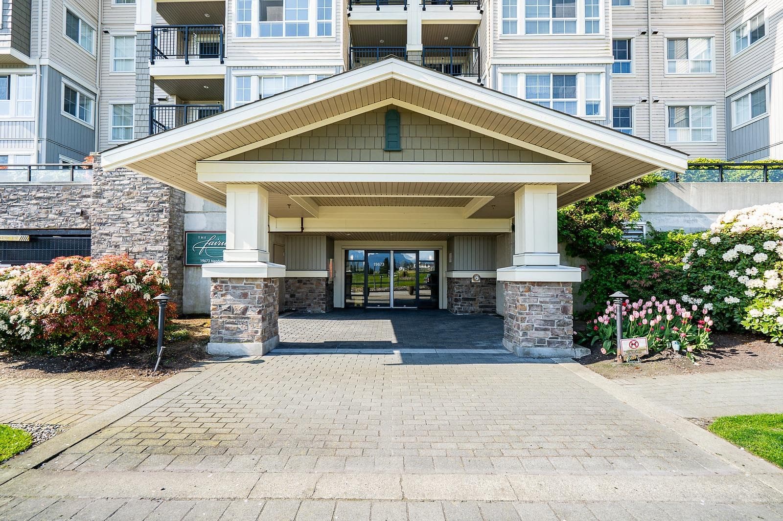 123 - 19673 Meadow Gardens Way, Pitt Meadows, V3Y 0A1 — photo 2
