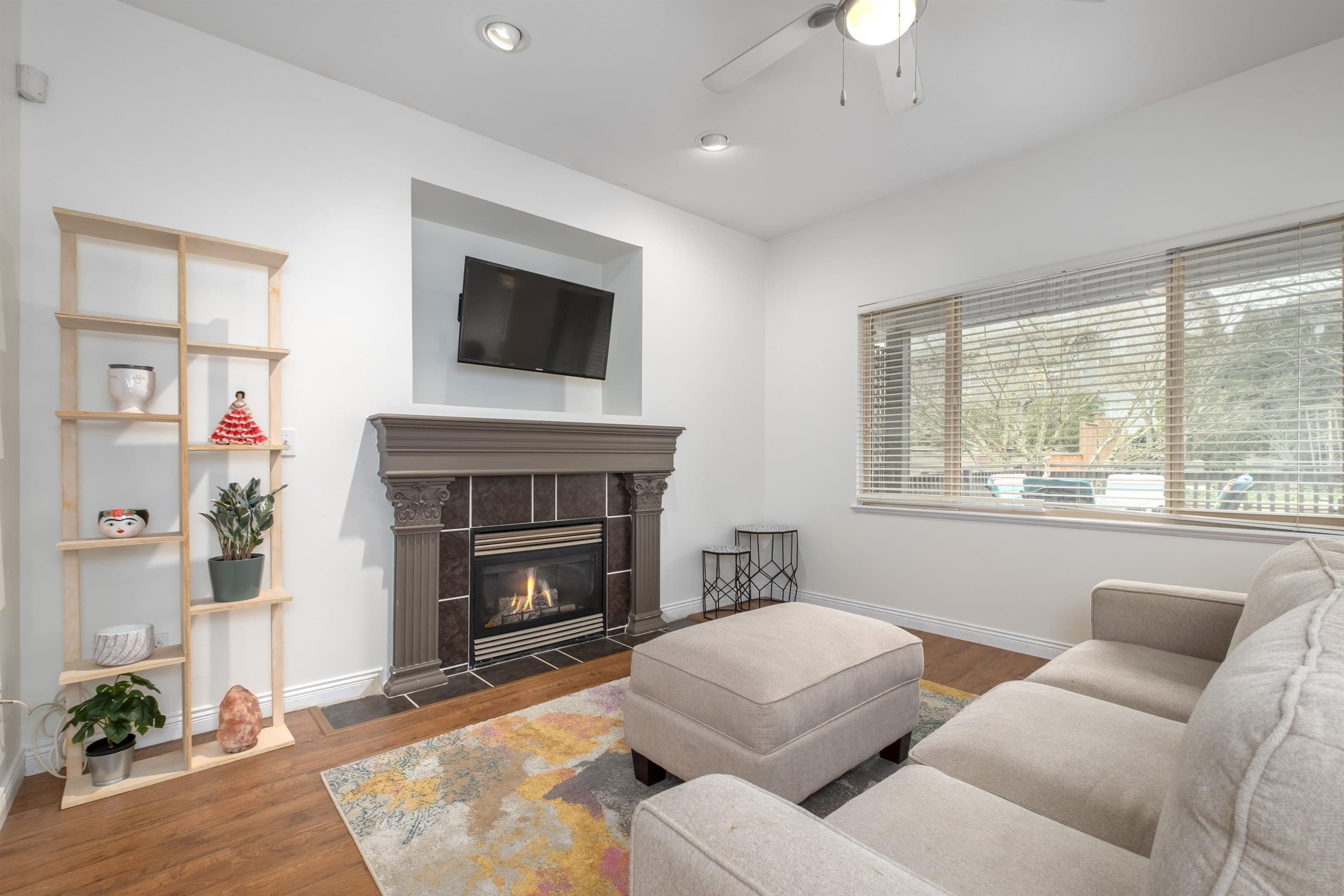 11627 238a Street, Maple Ridge, V4R 2V6 — photo 2