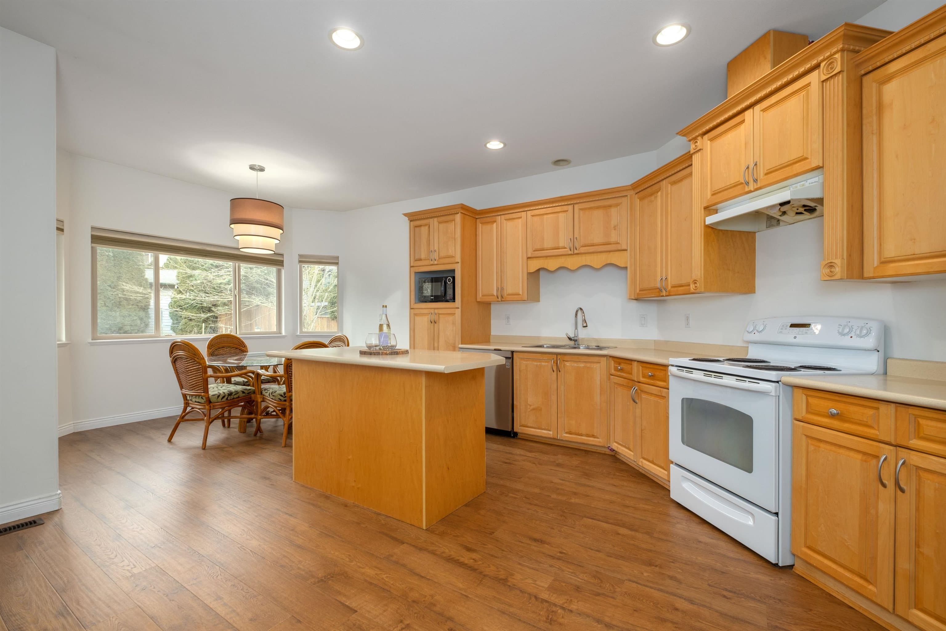 11627 238a Street, Maple Ridge, V4R 2V6 — photo 5