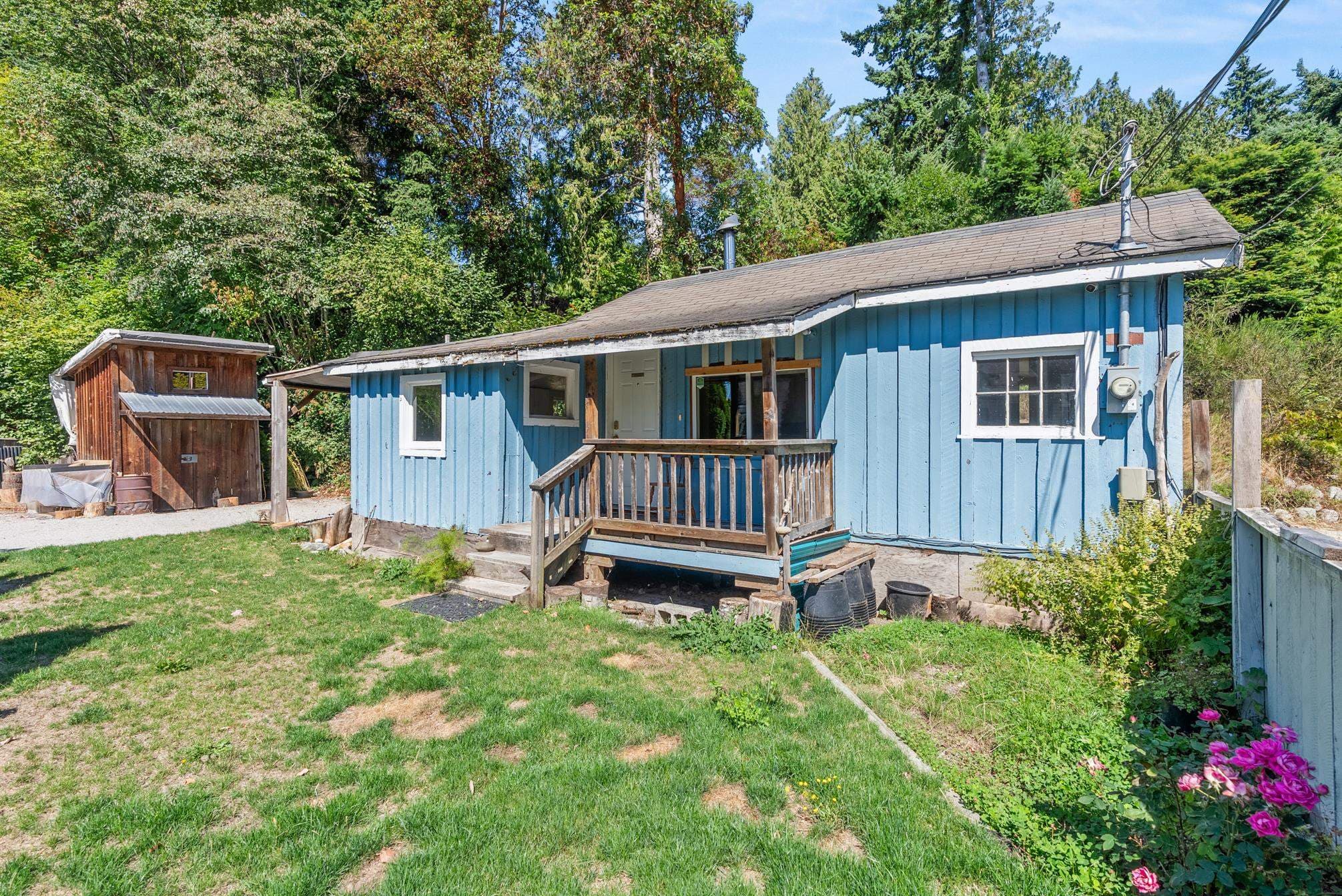 4604 Whitaker, Sechelt