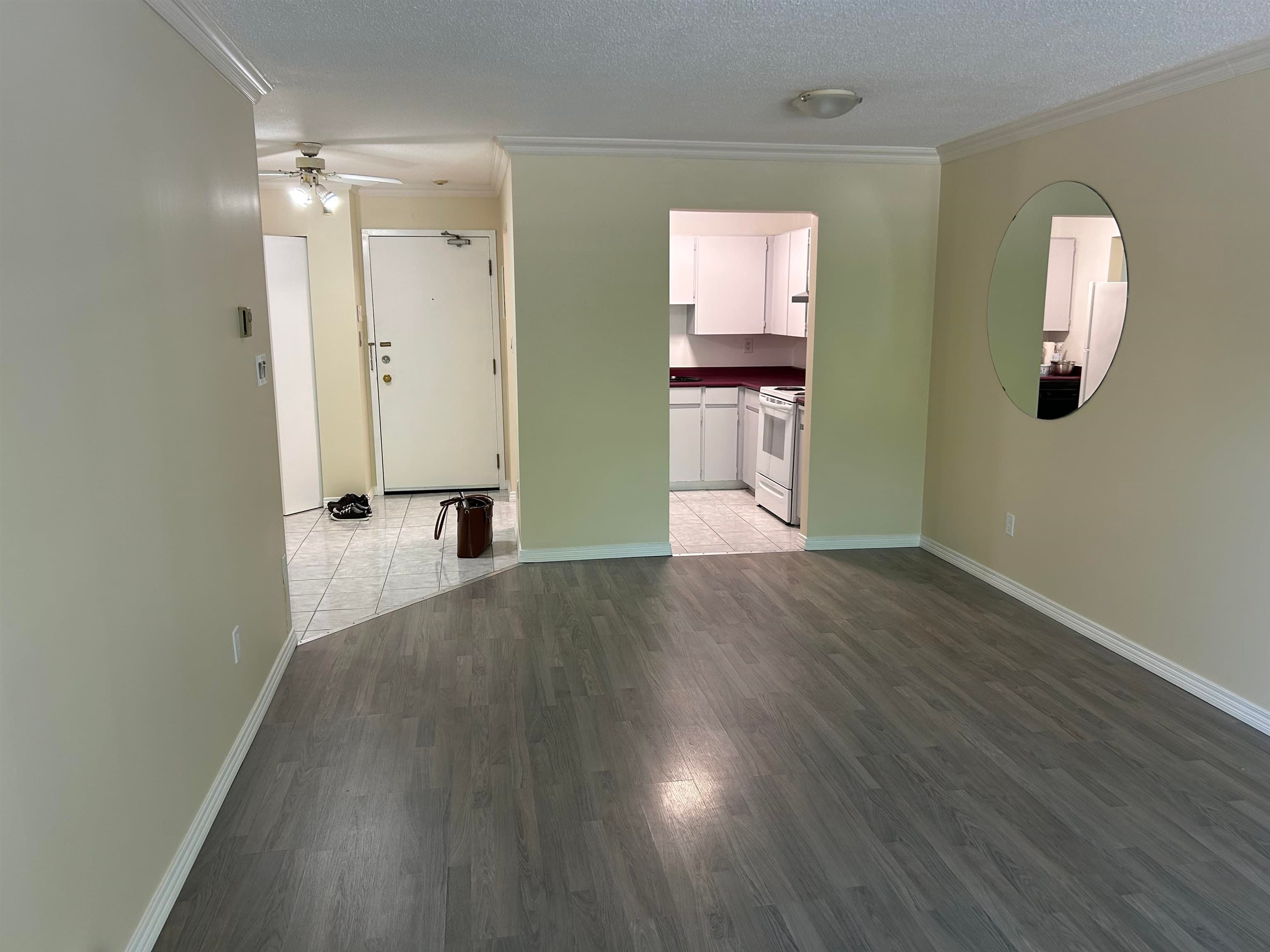 112 - 10468 148 Street, Surrey, V3R 8T1 — photo 2