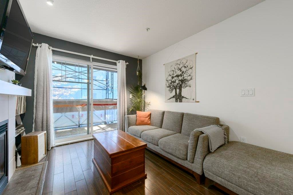 207 - 3240 St Johns Street, Port Moody, V3H 0C1 — photo 2