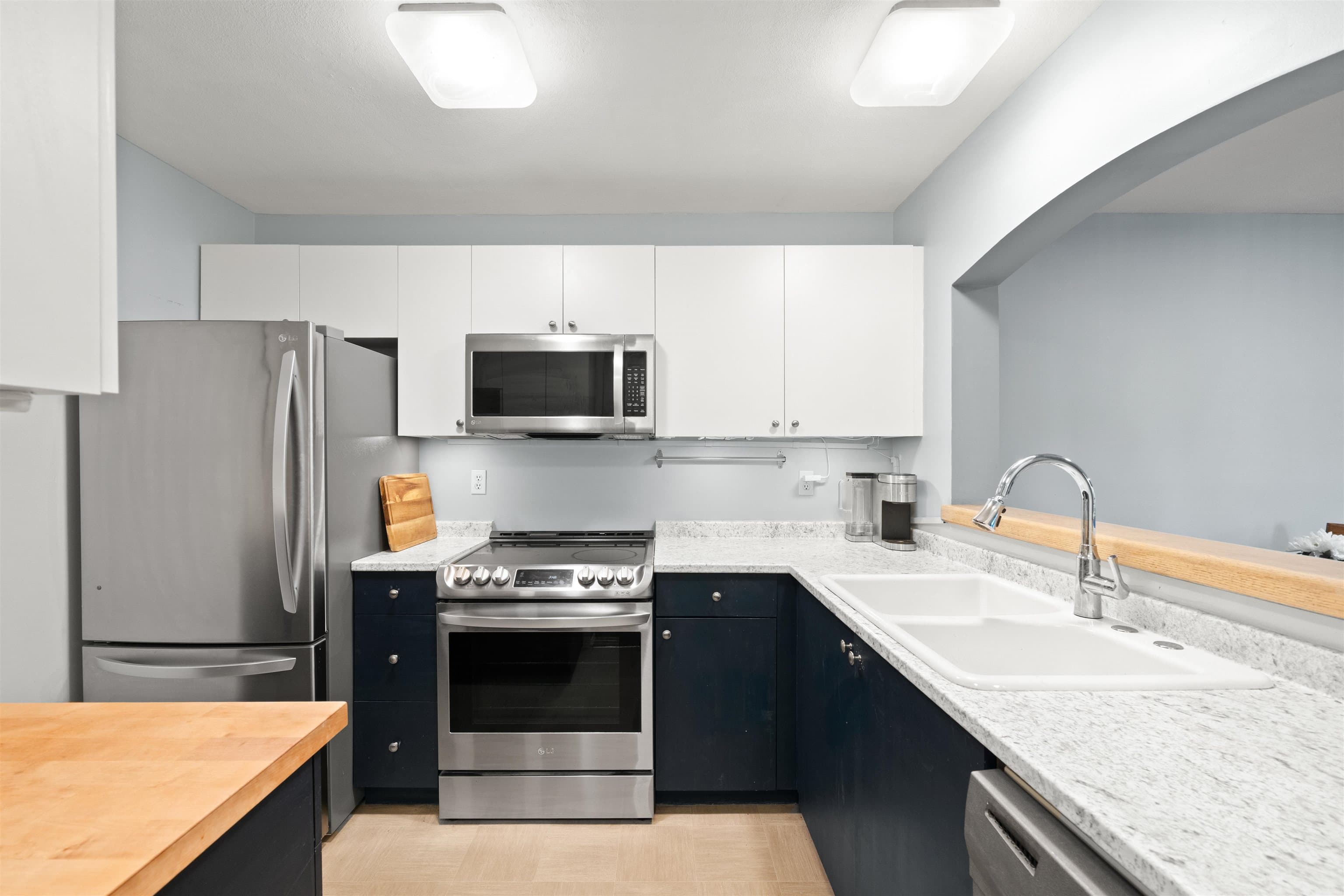 209 - 2439 Wilson Avenue, Port Coquitlam, V3C 6H6 — photo 2