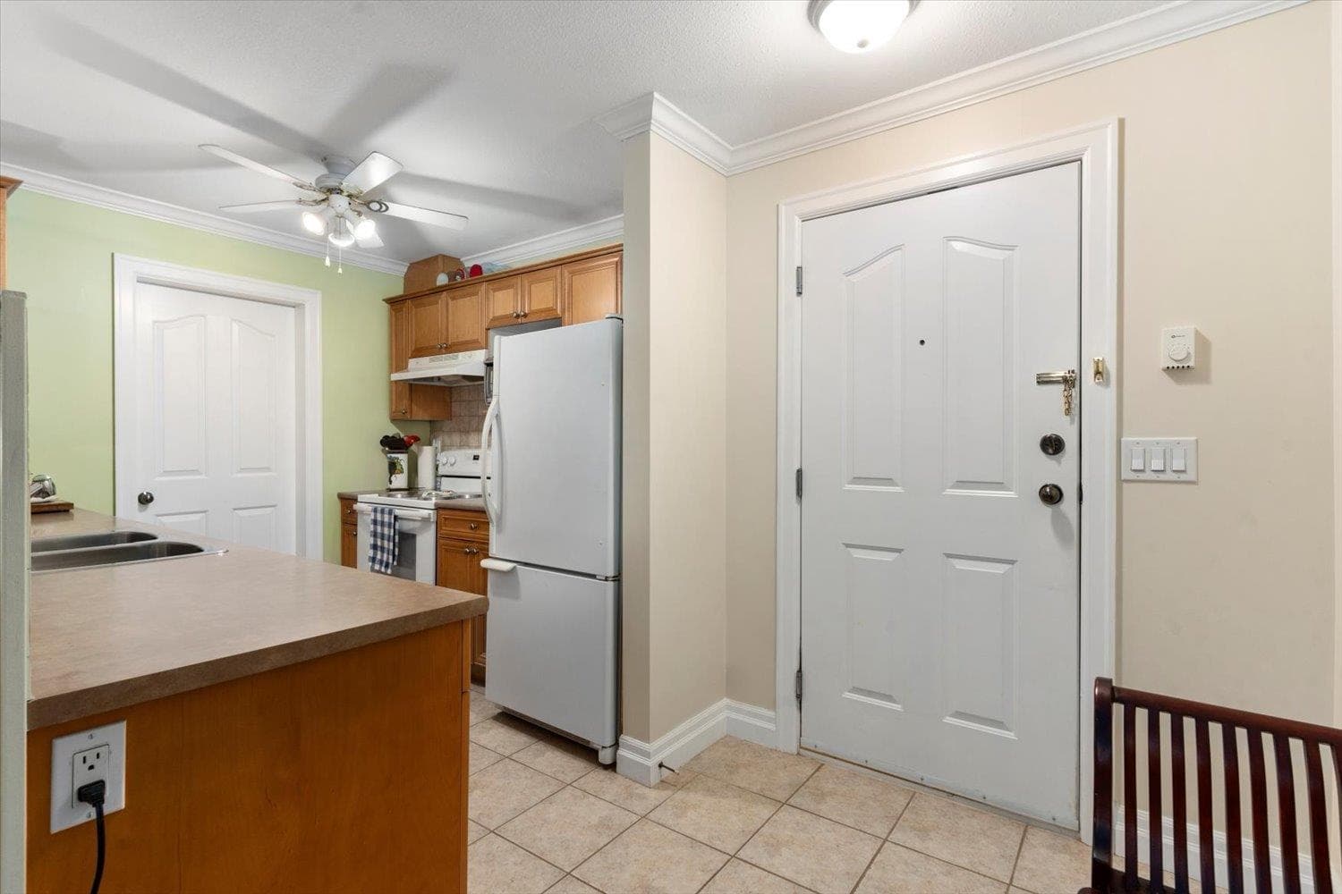 101 - 45769 Stevenson Road, Chilliwack, V2R 5Z2 — photo 5