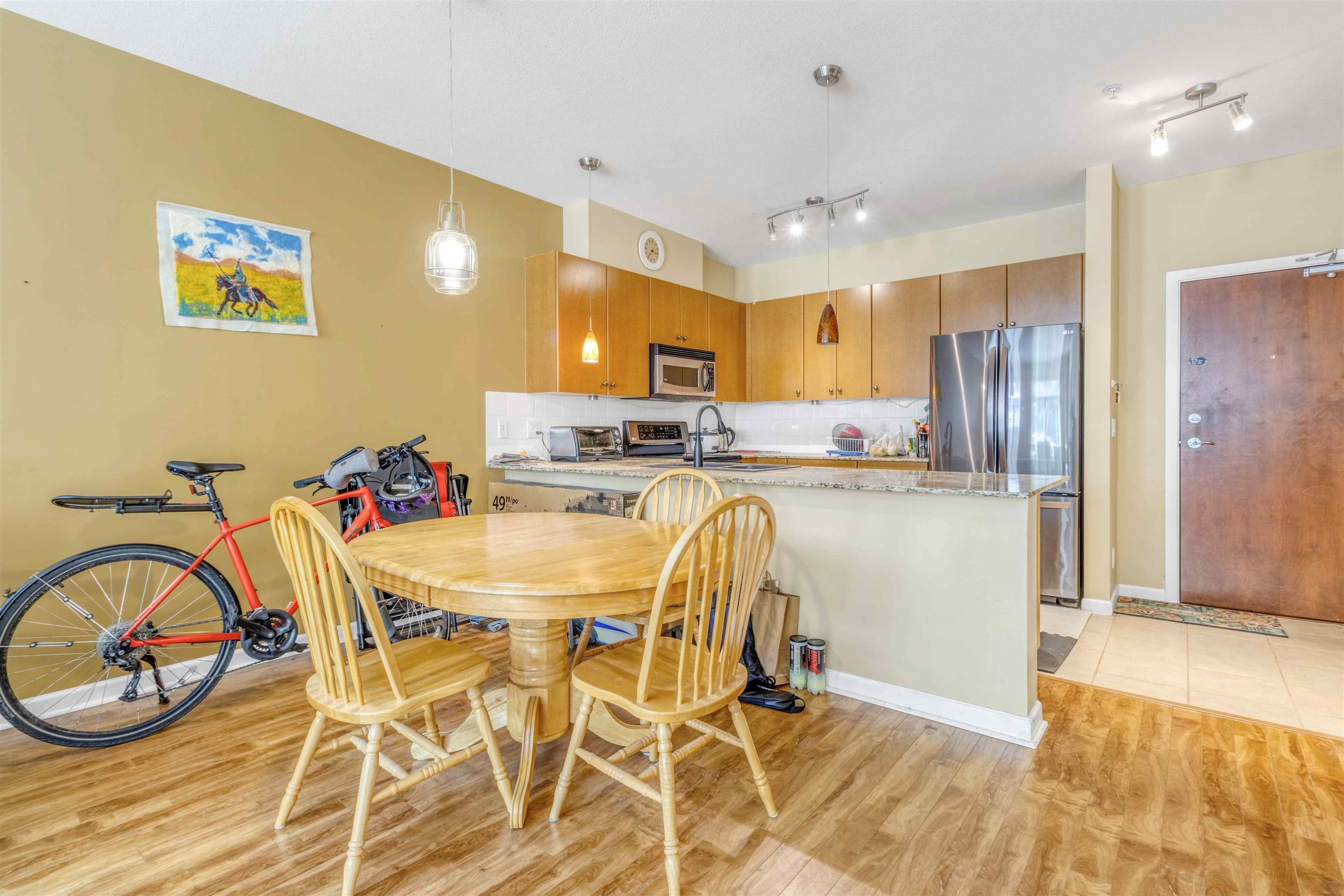 107 - 10180 153 Street, Surrey, V3R 0B5 — photo 2