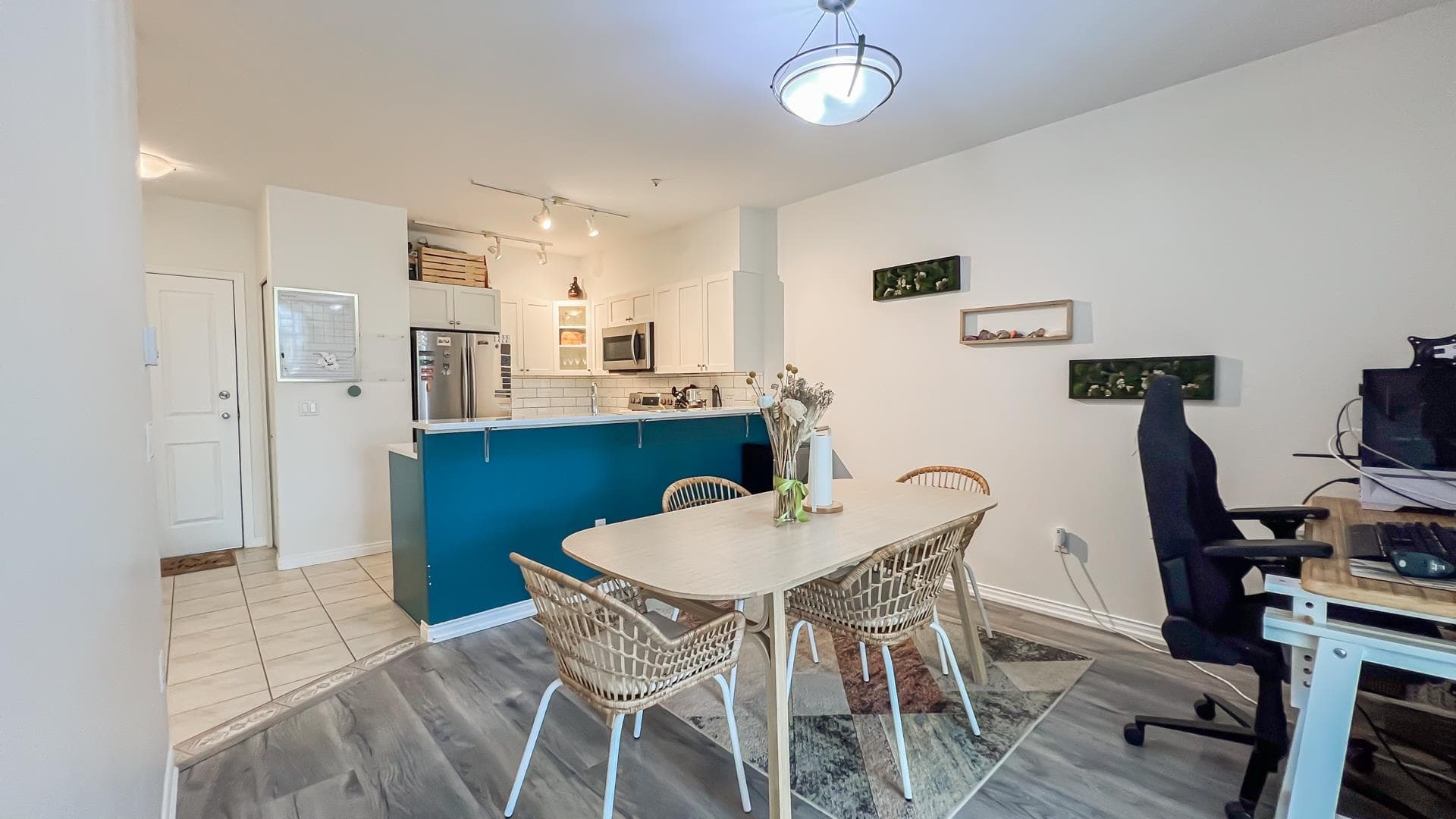 404 - 2755 Maple Street, Vancouver, V6J 5K1 — photo 2